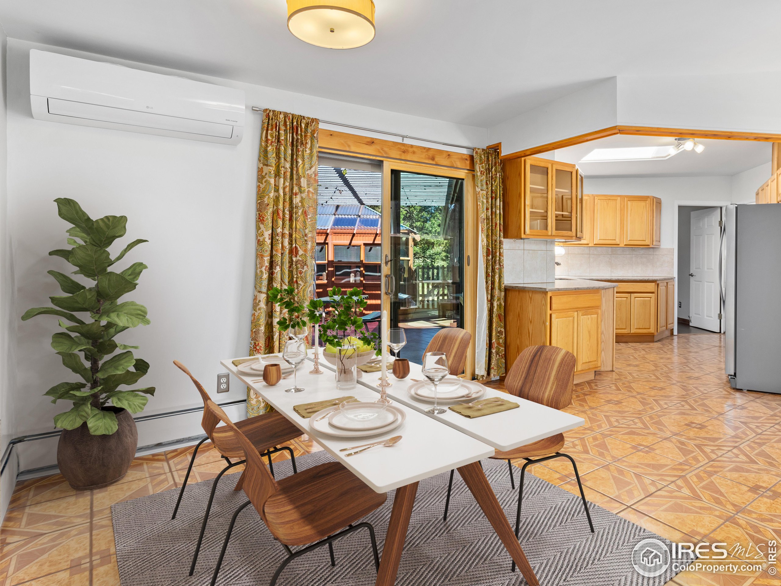1411 Vail Ct