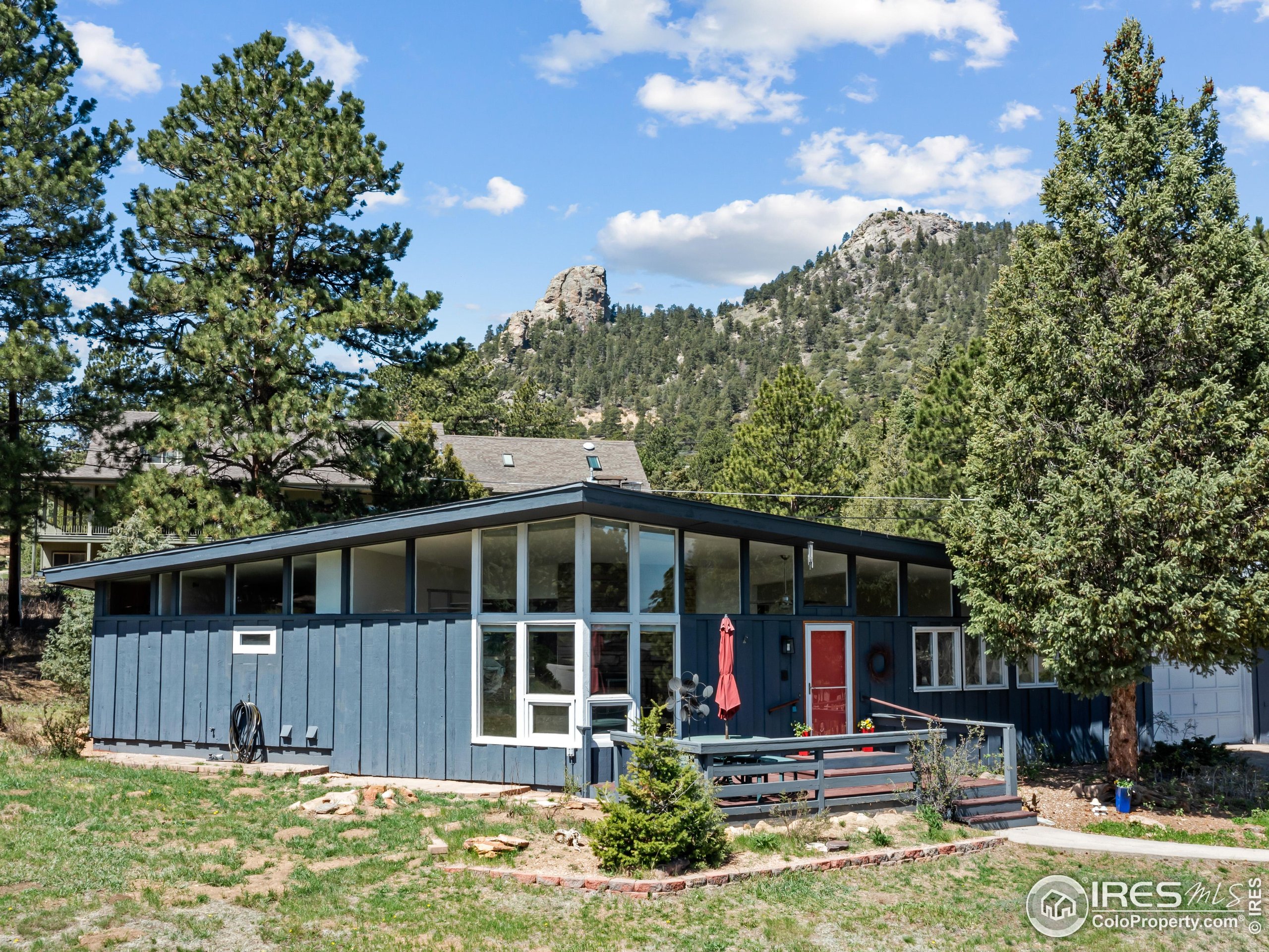 1411 Vail Ct