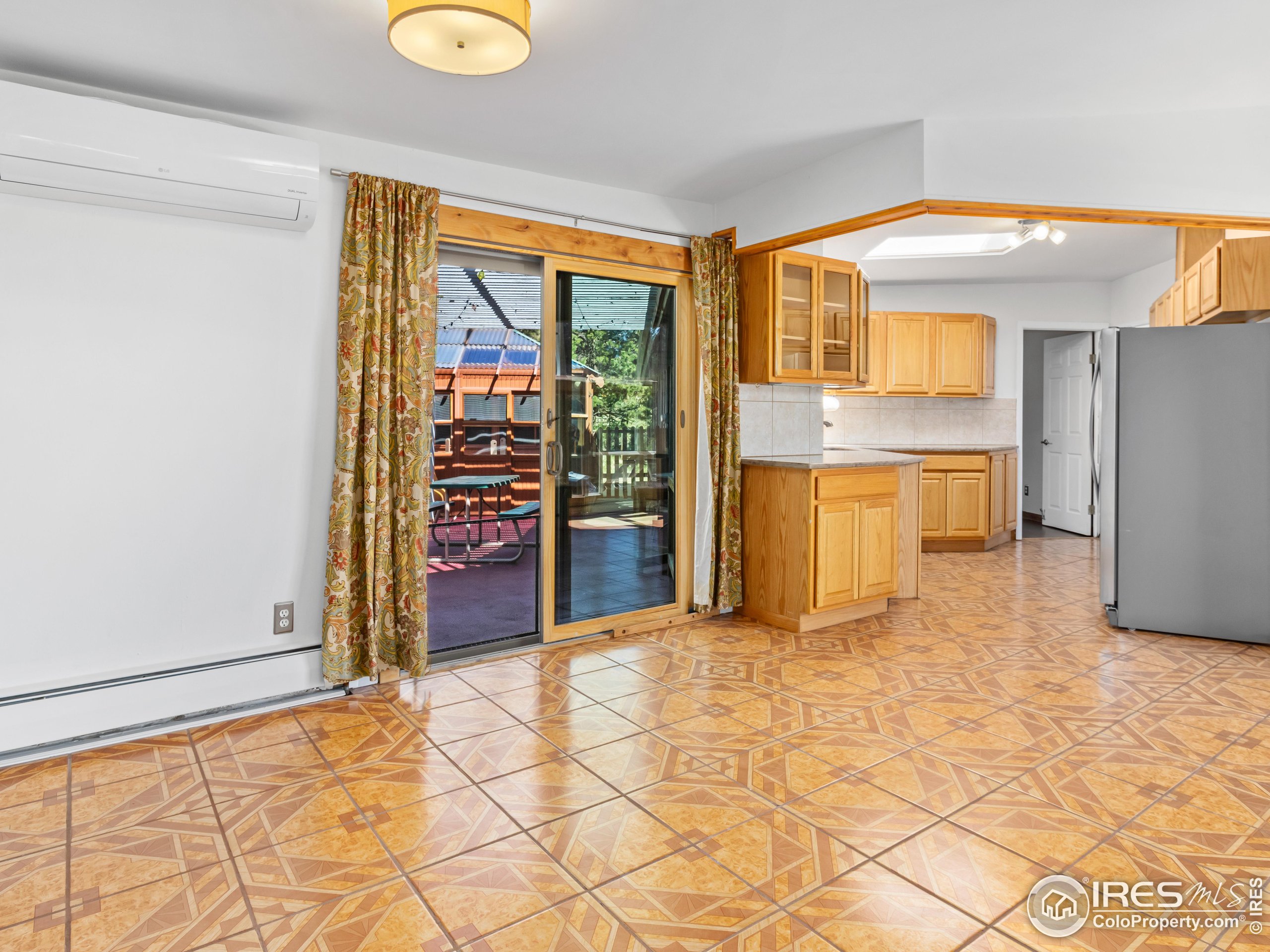 1411 Vail Ct