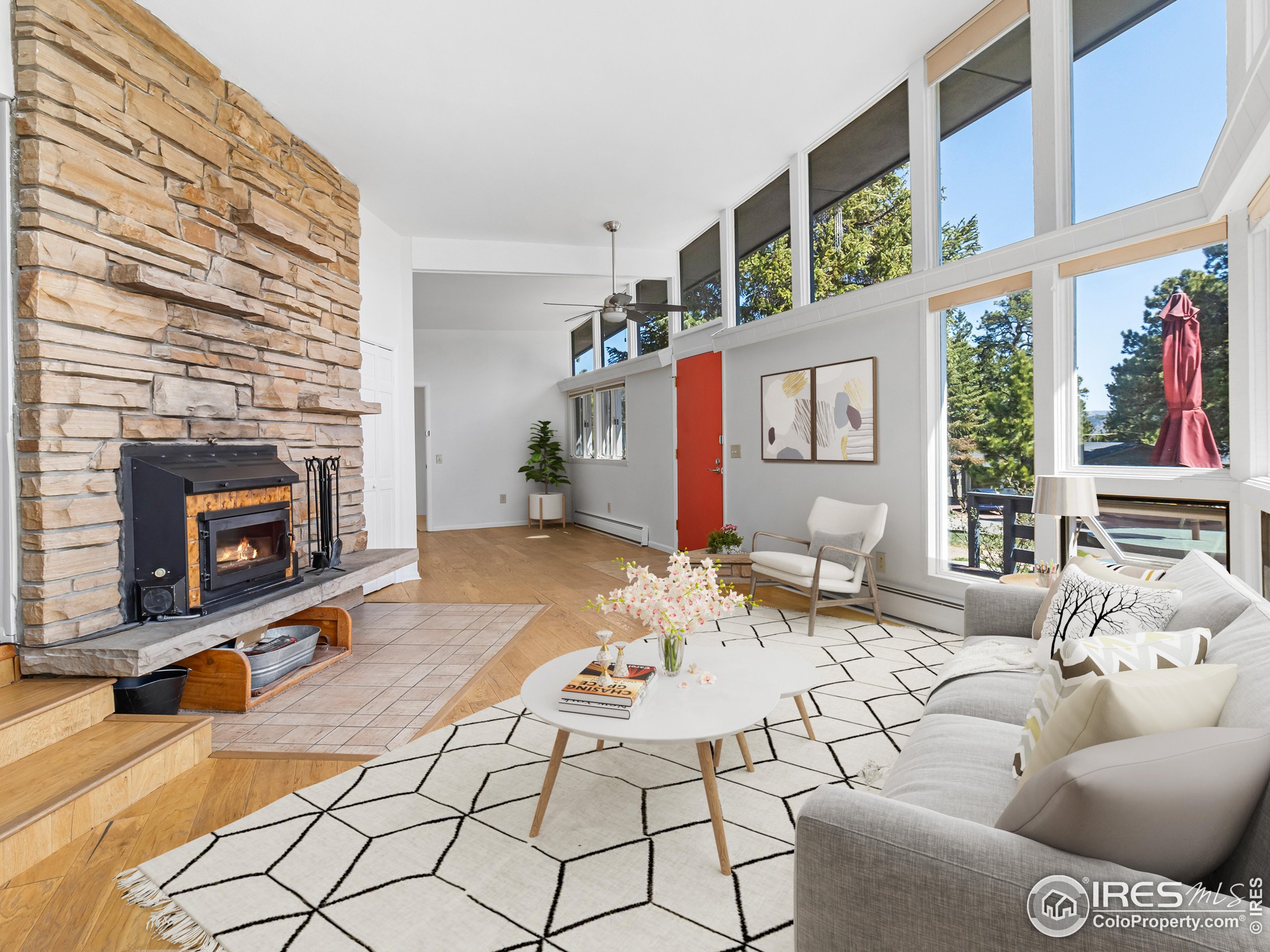 1411 Vail Ct