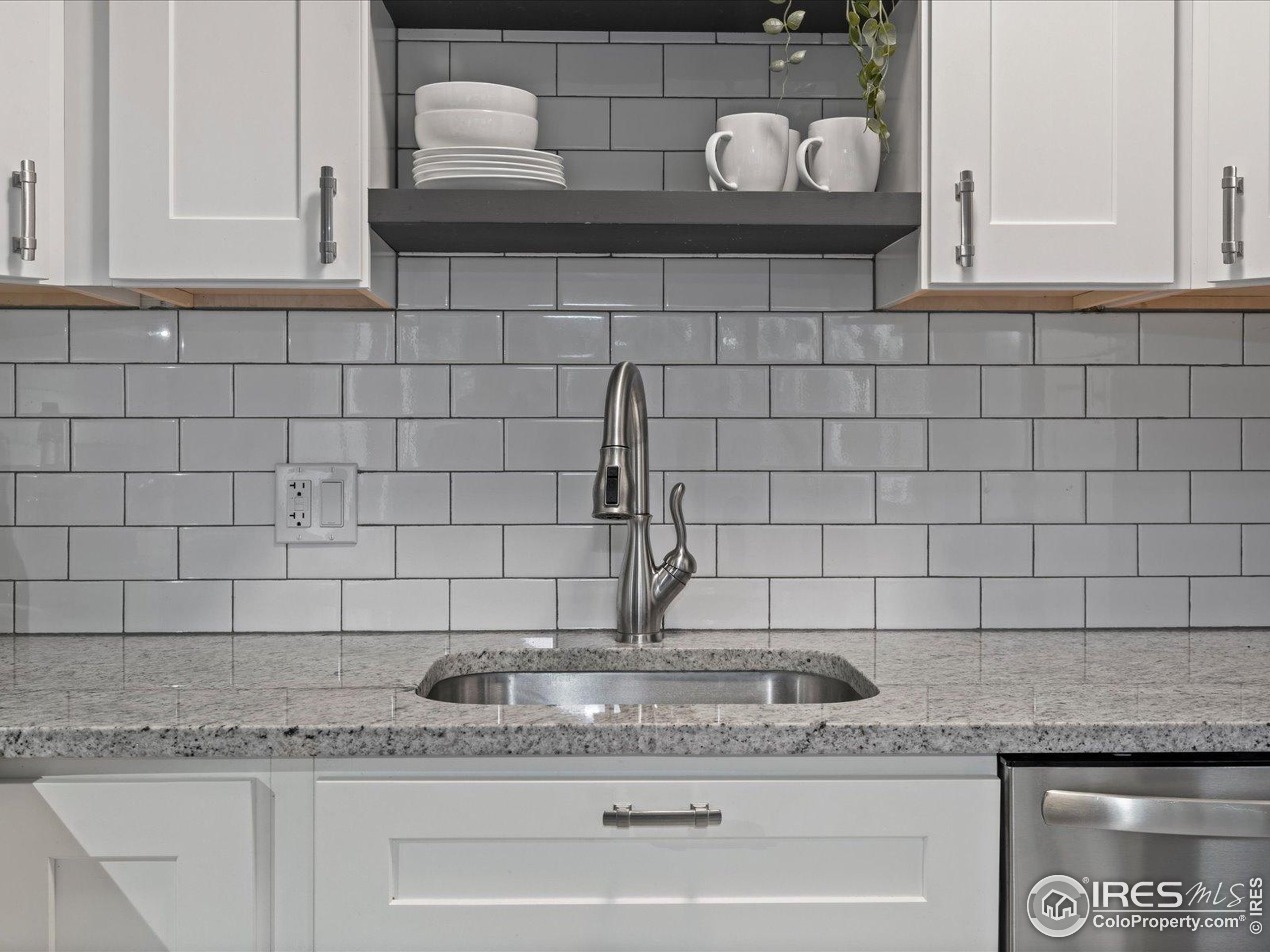 3335 Chisholm Trl 202