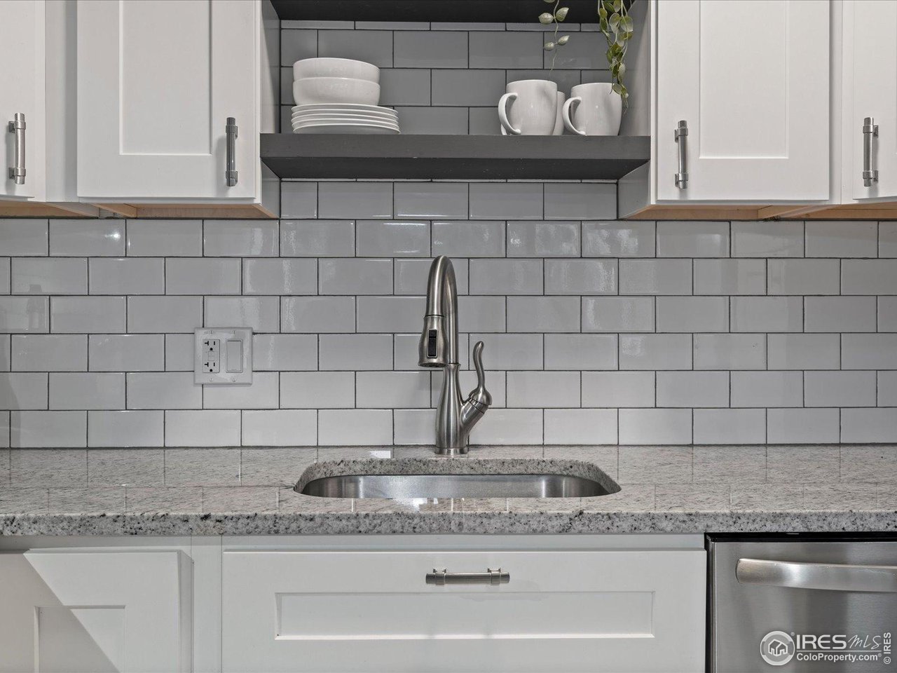 3335 Chisholm Trl 202