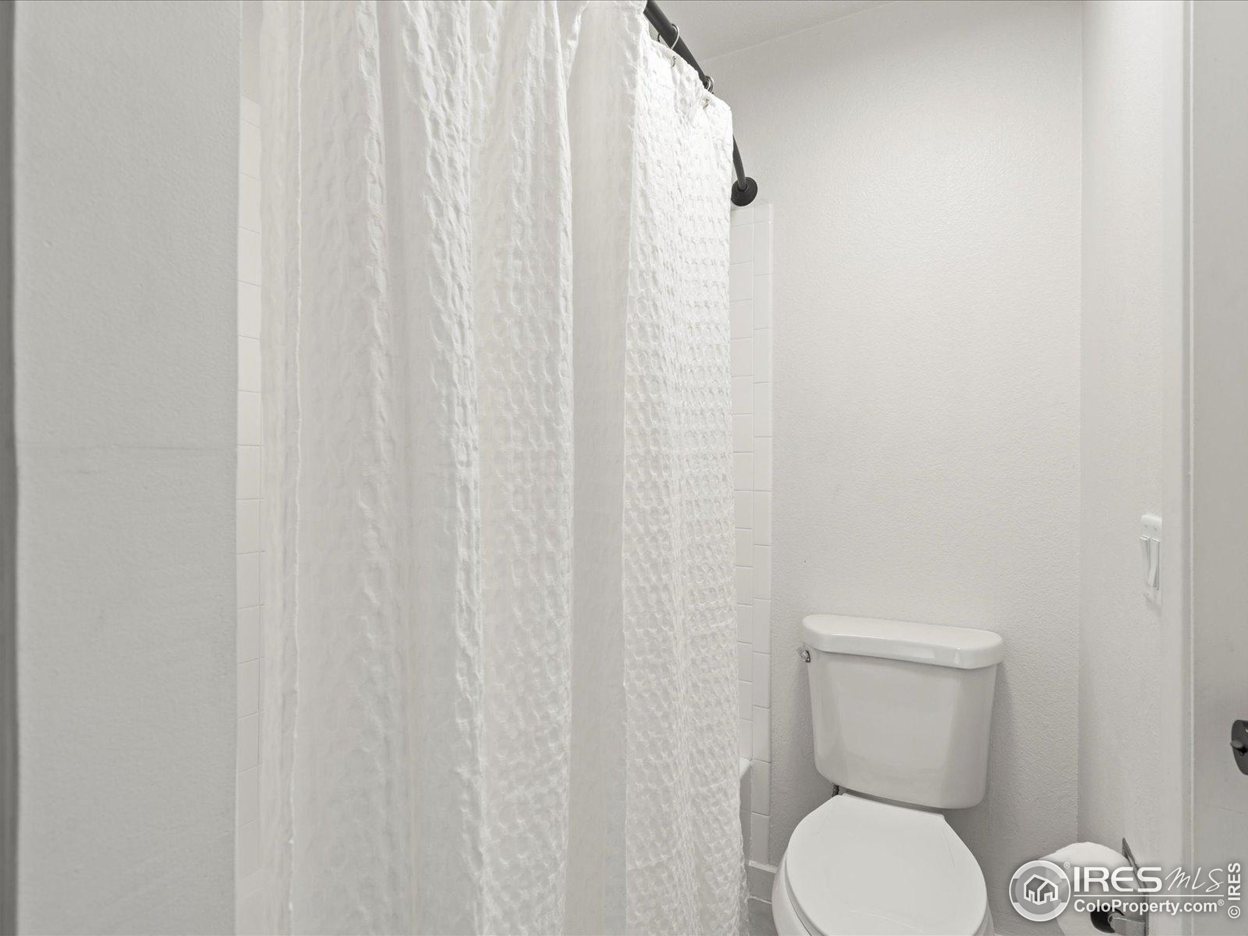 3335 Chisholm Trl 202