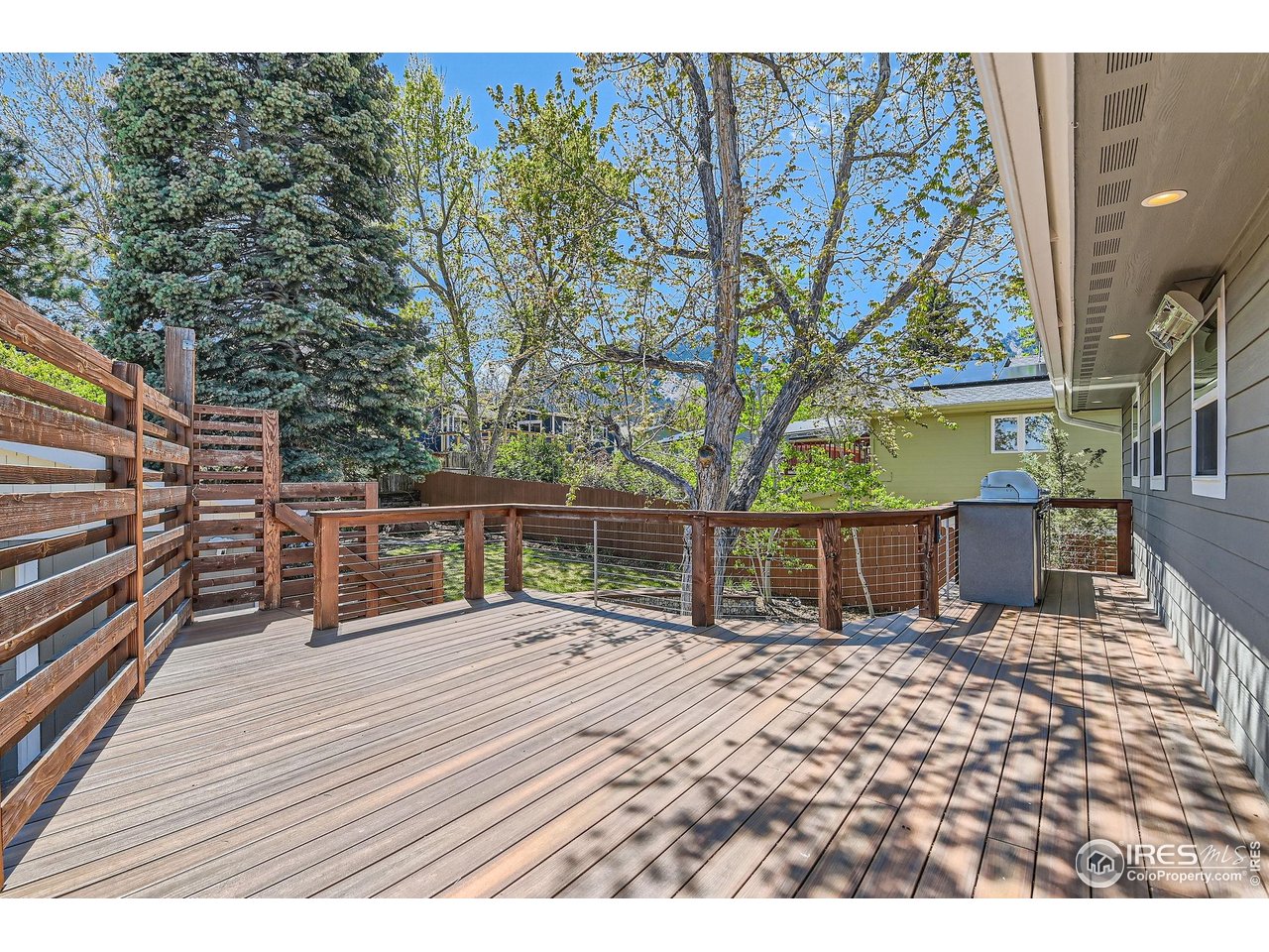 2550 Woodstock Pl