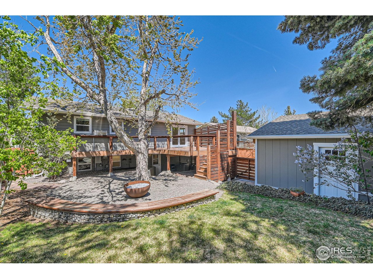 2550 Woodstock Pl