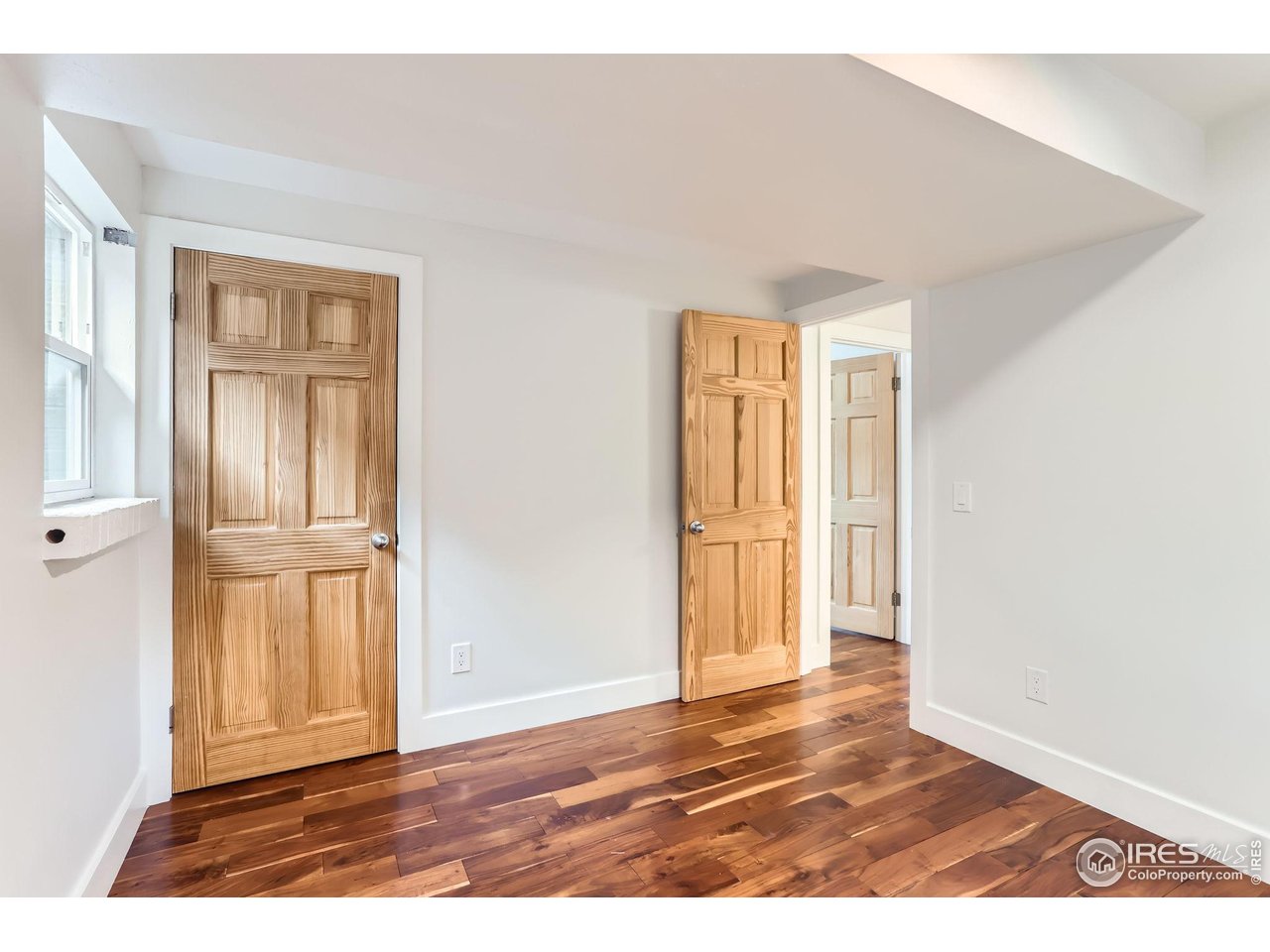 2550 Woodstock Pl