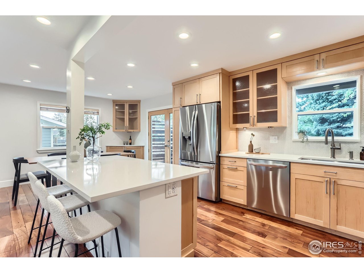 2550 Woodstock Pl