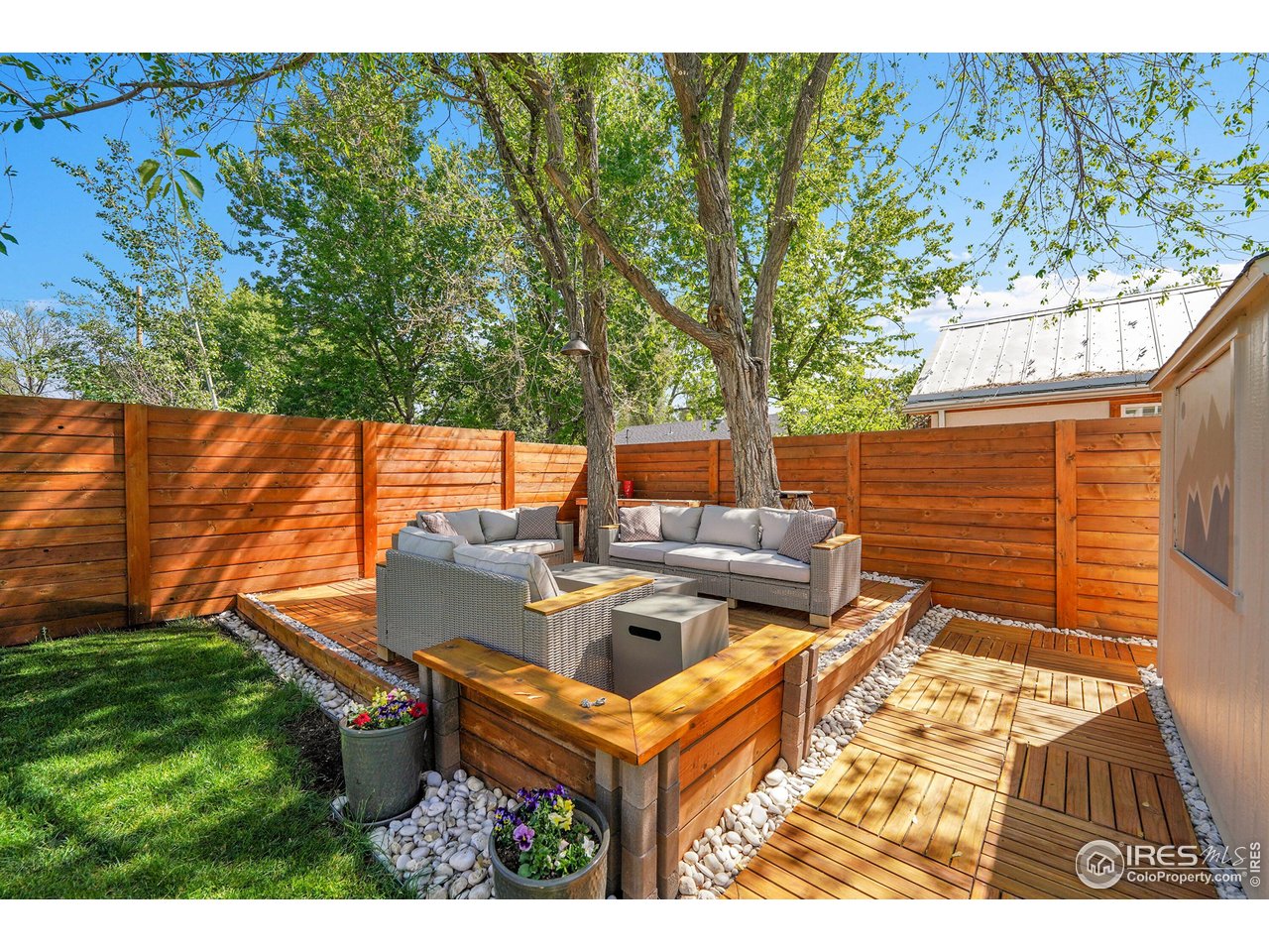 714 S Longmont Ave