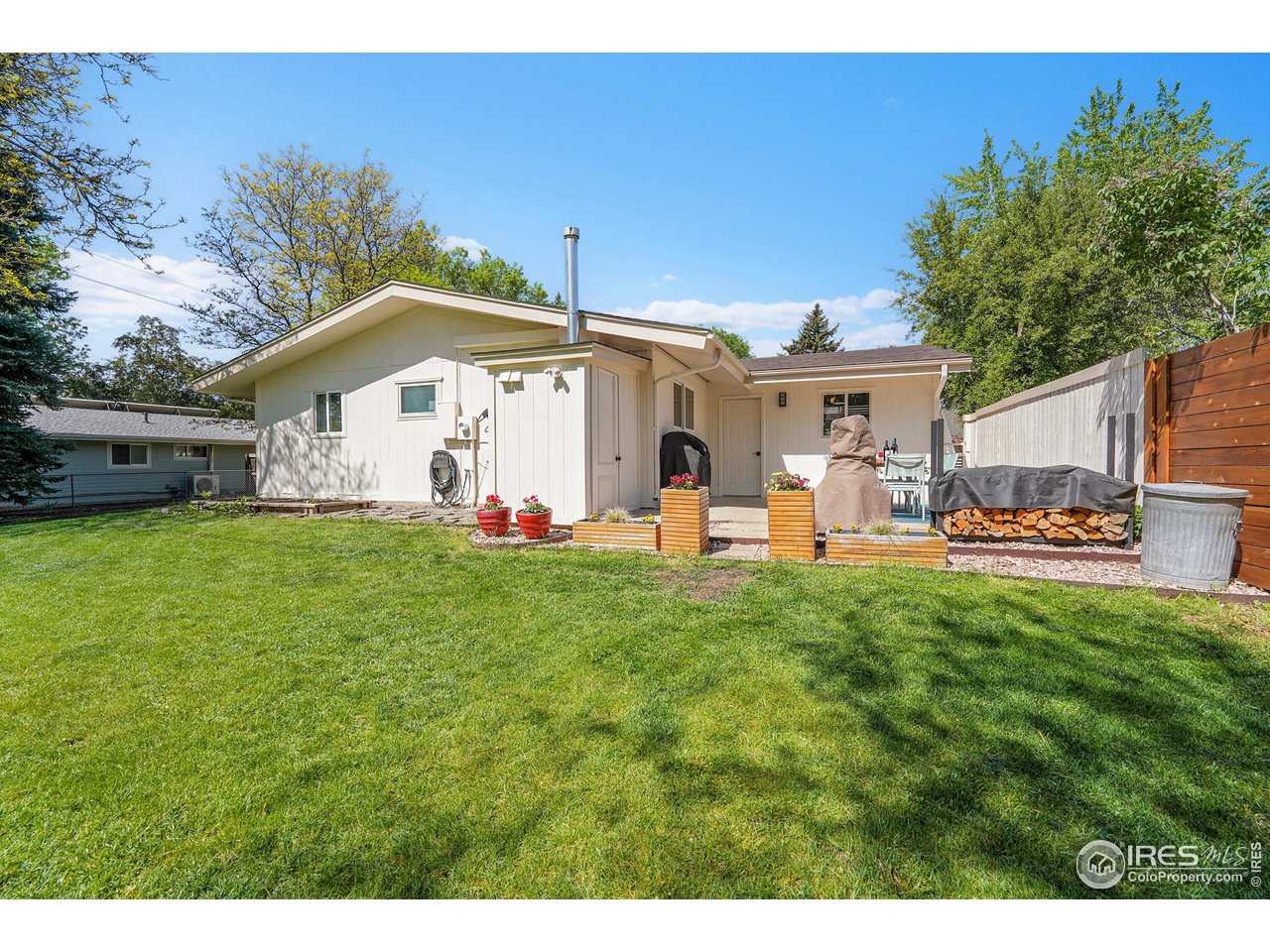 714 S Longmont Ave