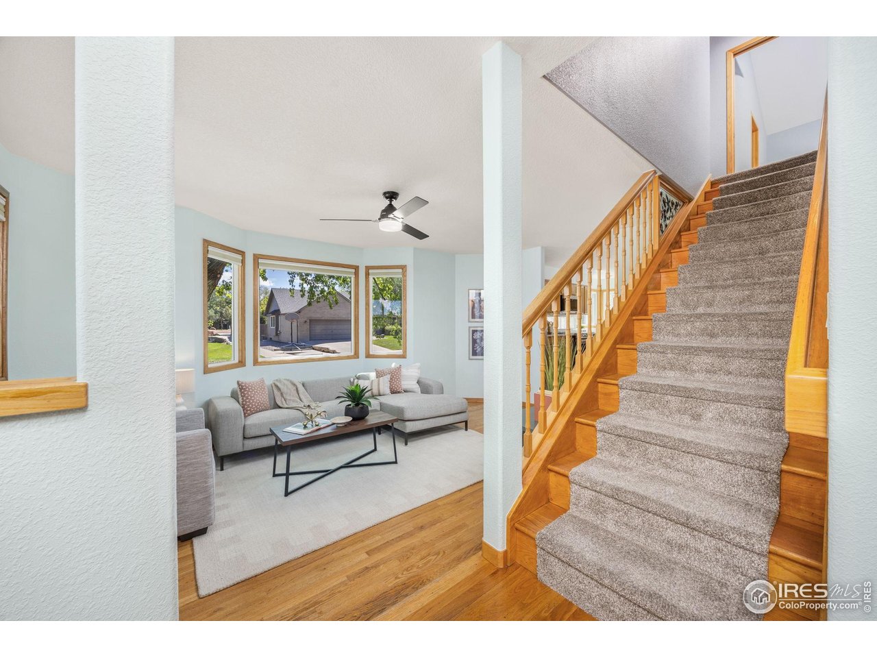 2437 Maplewood Cir E