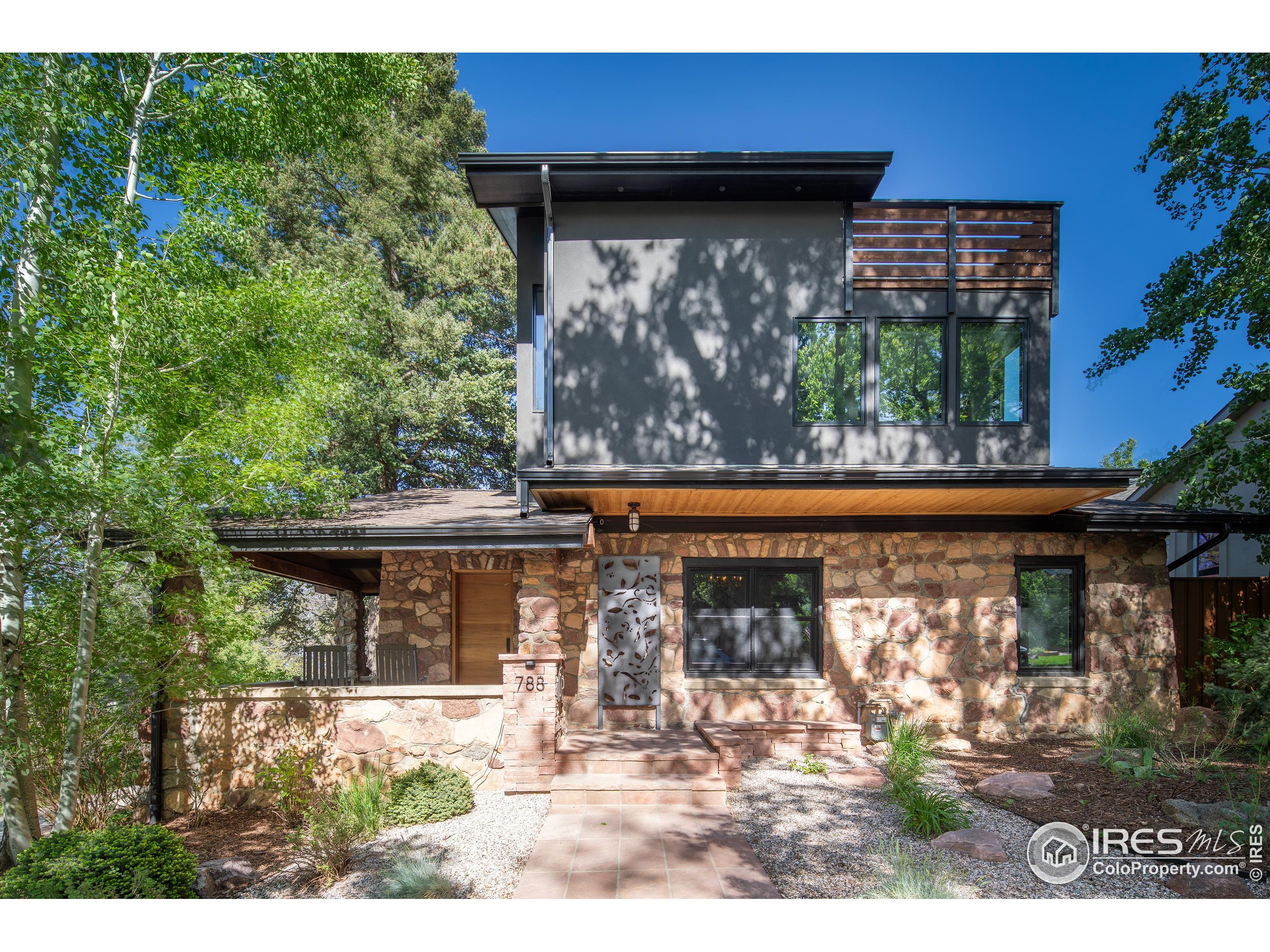 788 Grant Pl