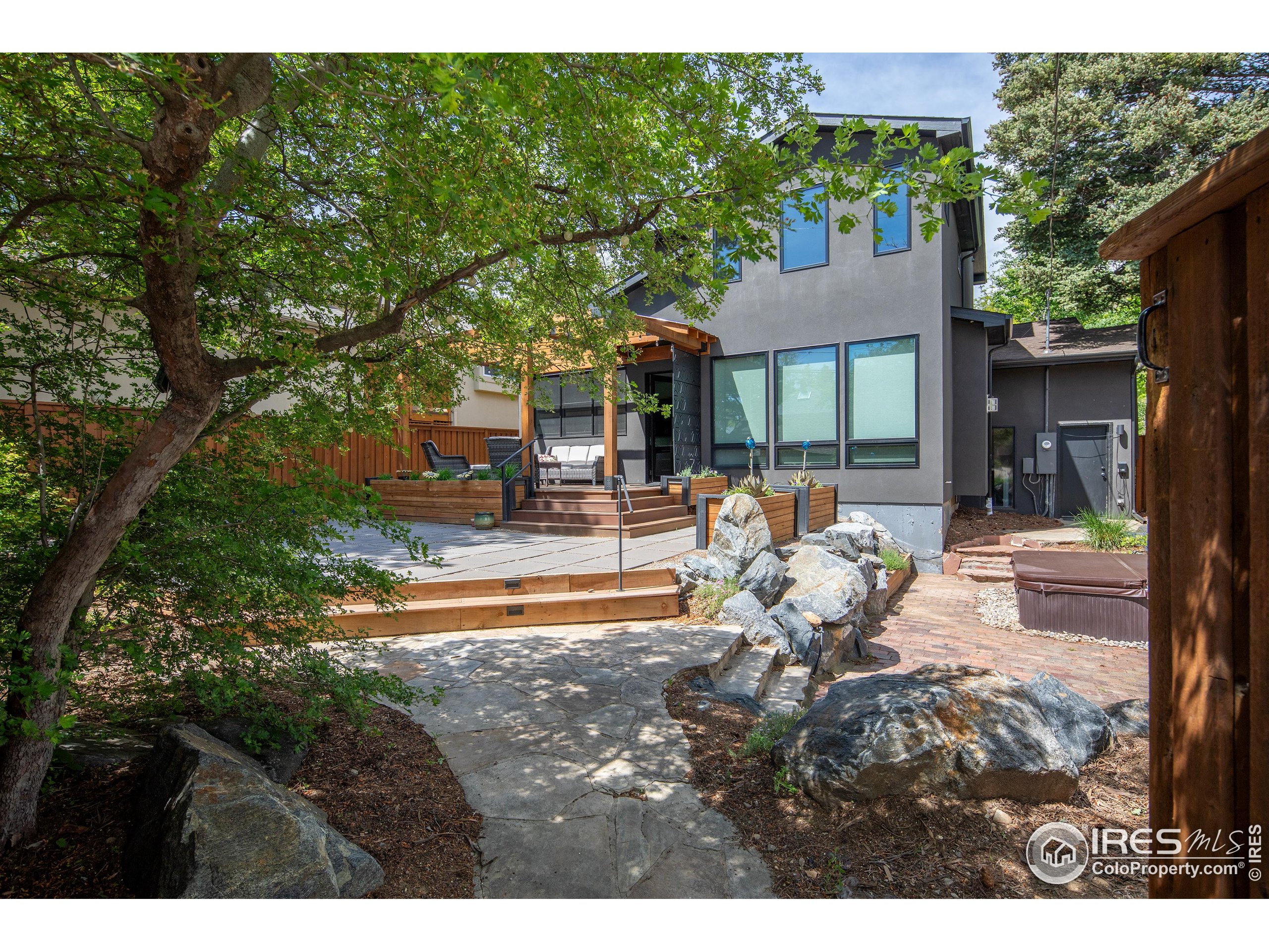 788 Grant Pl