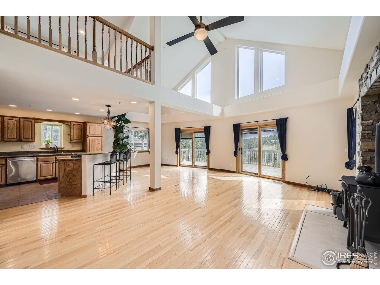 613 Ranch Rd