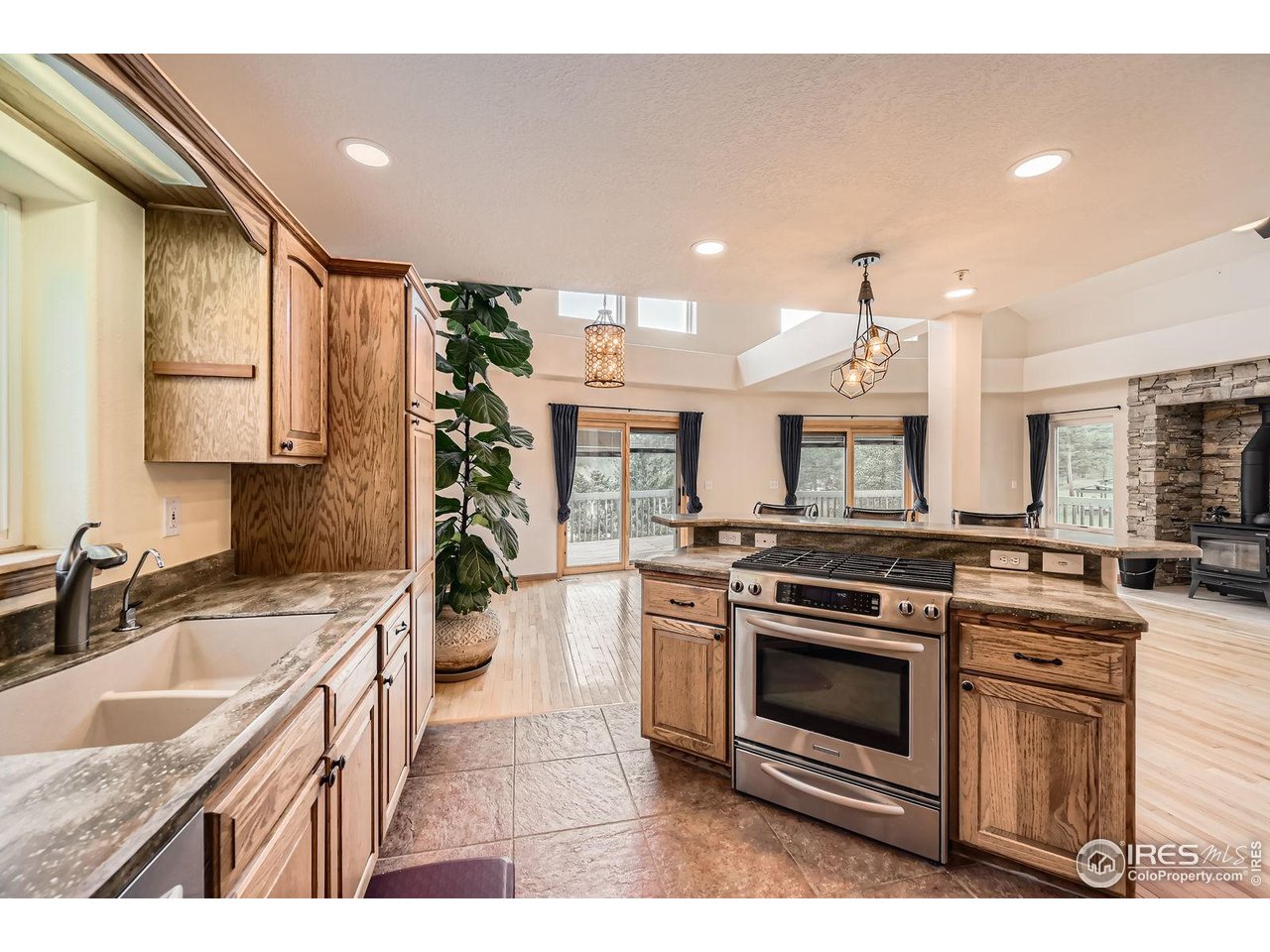 613 Ranch Rd