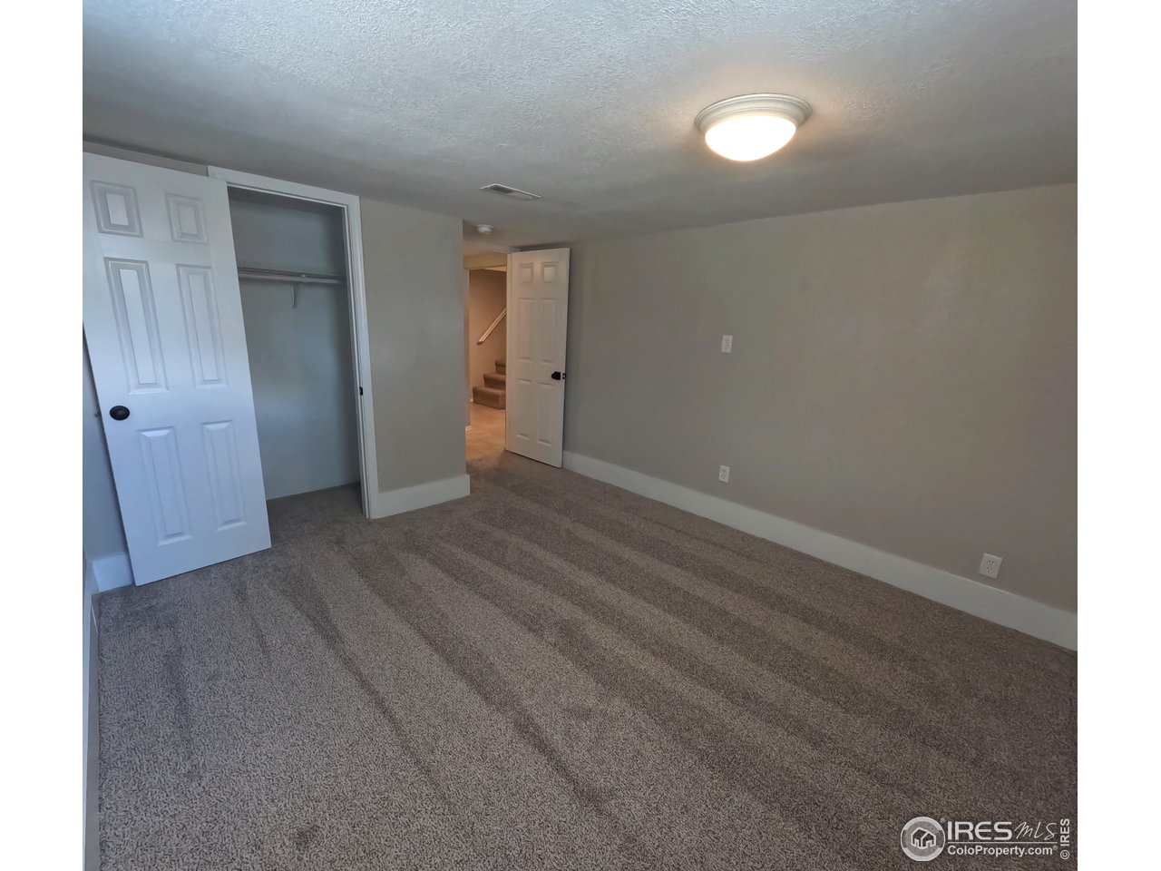 815 W Beaver Ave