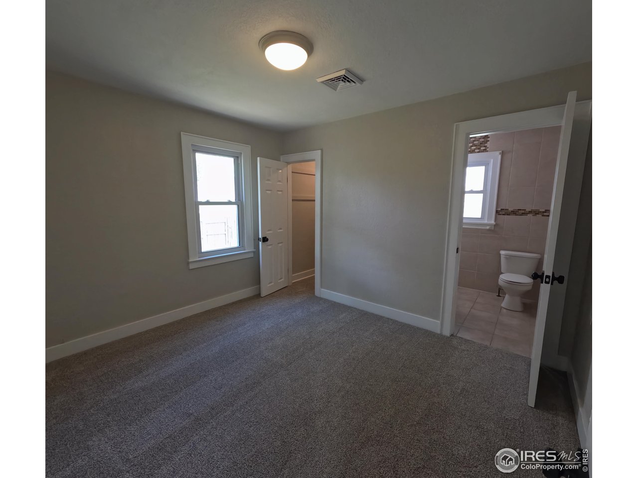 815 W Beaver Ave