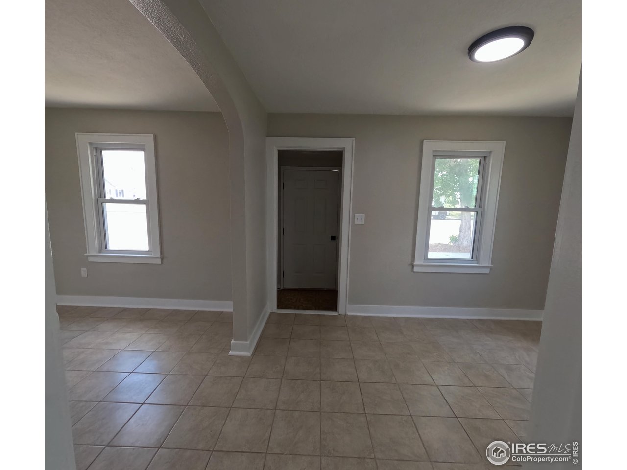 815 W Beaver Ave