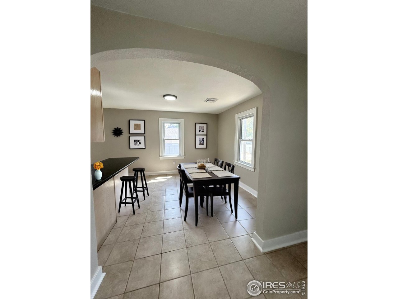 815 W Beaver Ave