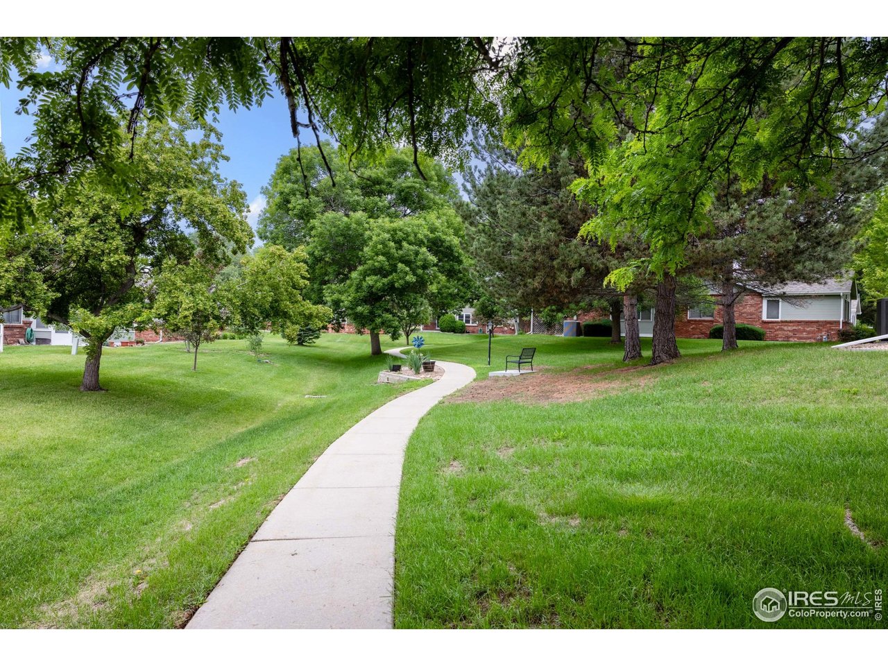 1515 Tulip Ct