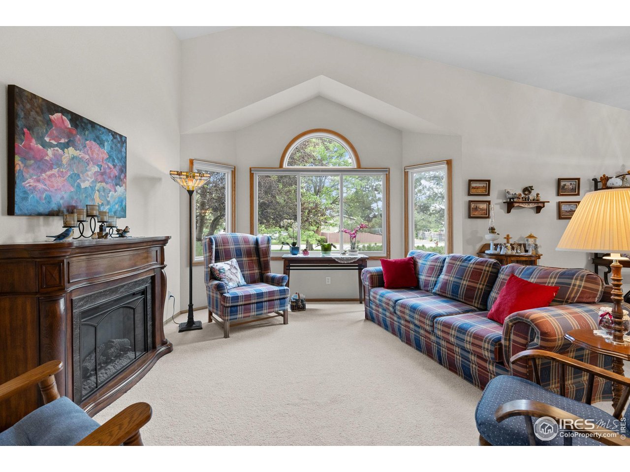 1515 Tulip Ct
