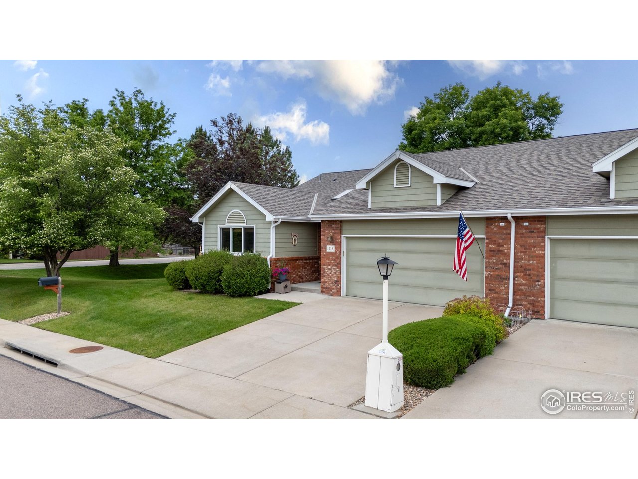 1515 Tulip Ct
