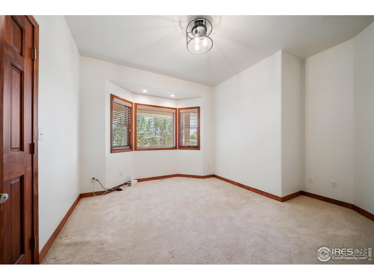 137 Reid Rd