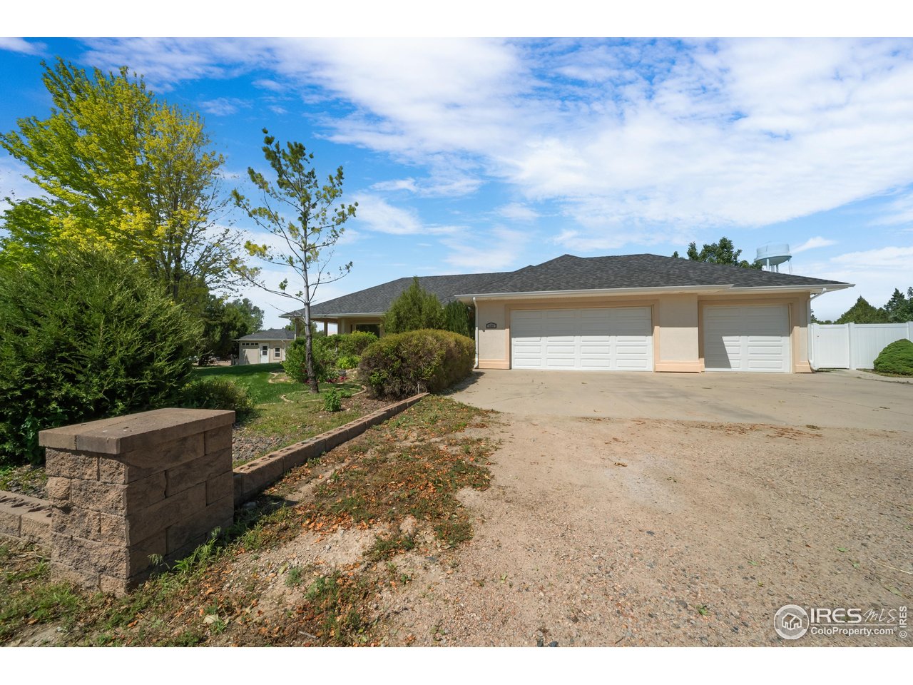 137 Reid Rd