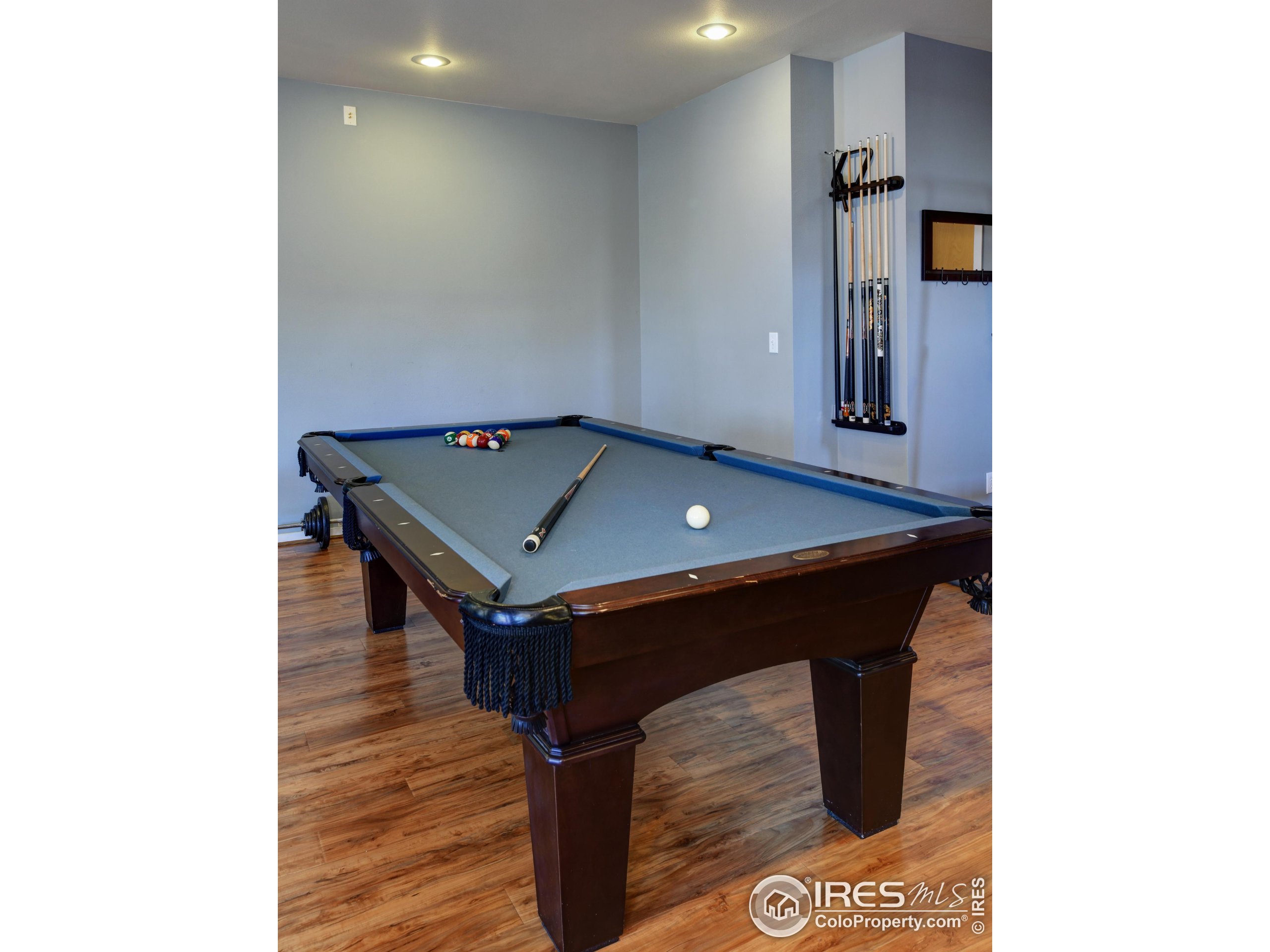 385 Vasquez Ct