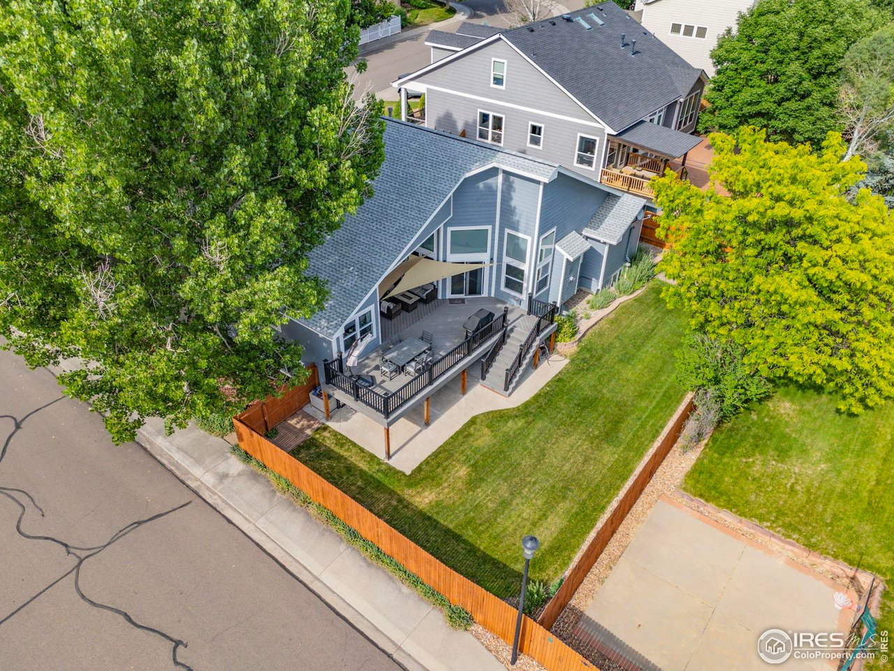 591 Brookside Dr