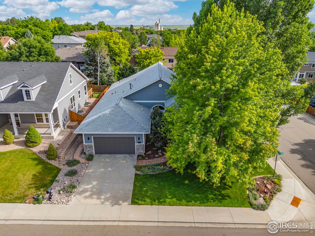 591 Brookside Dr