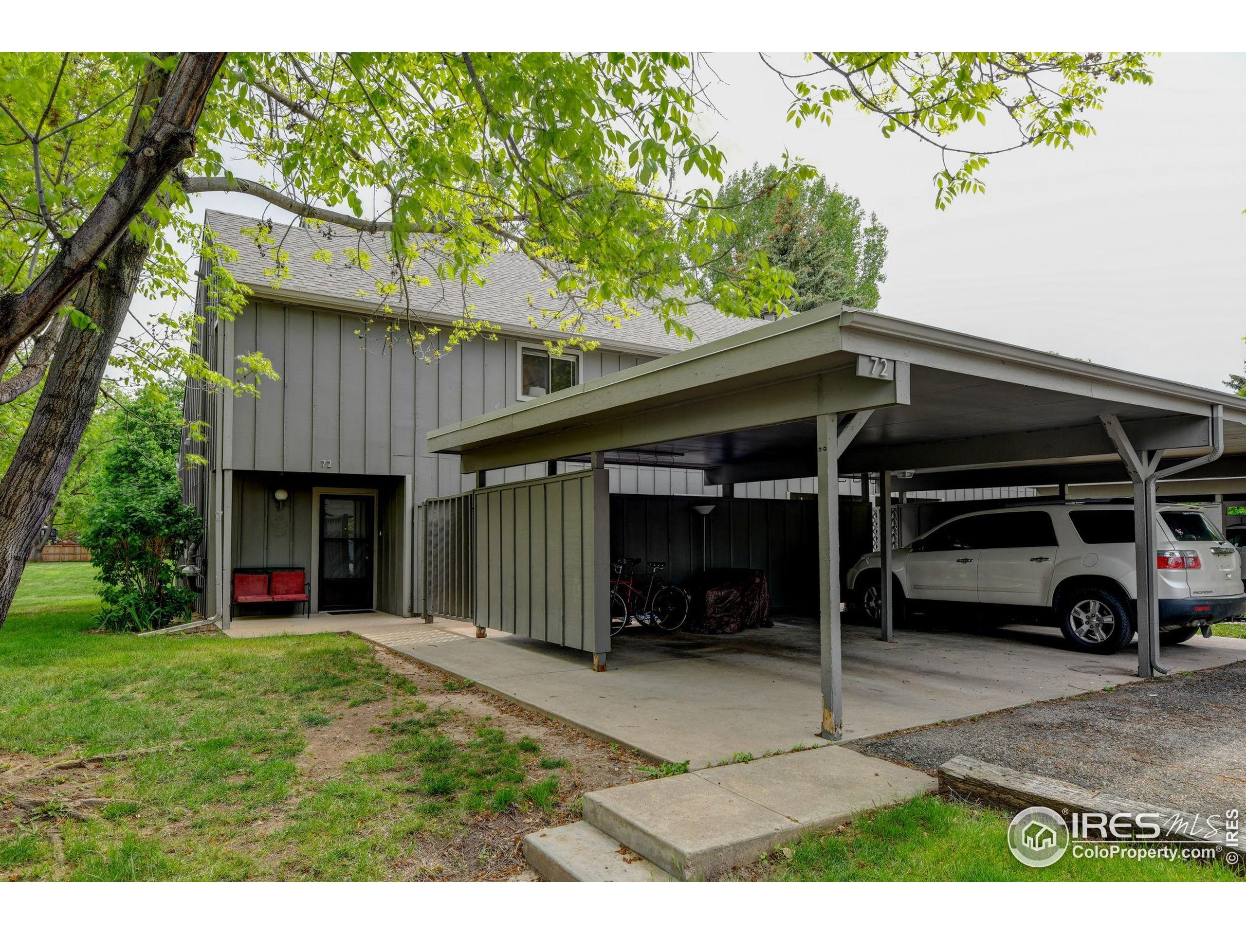 801 E Drake Rd I-72