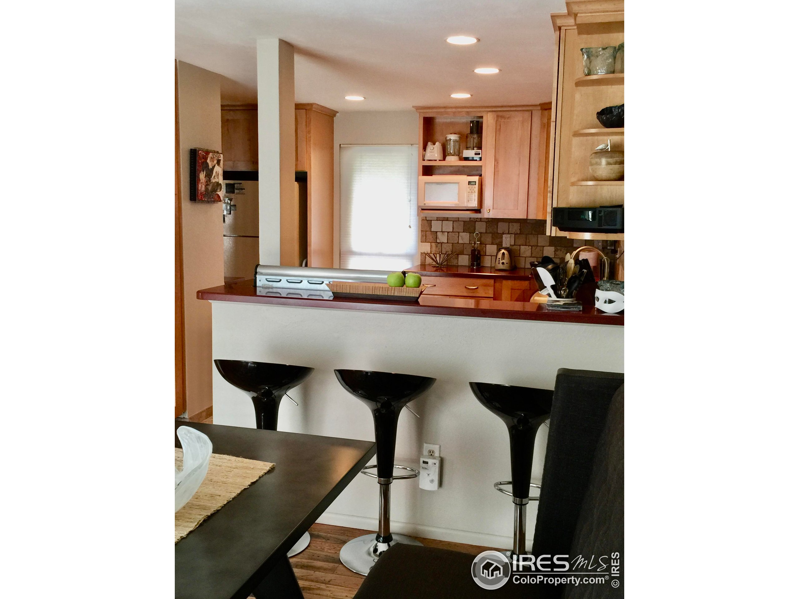 1624 Bradley Ct