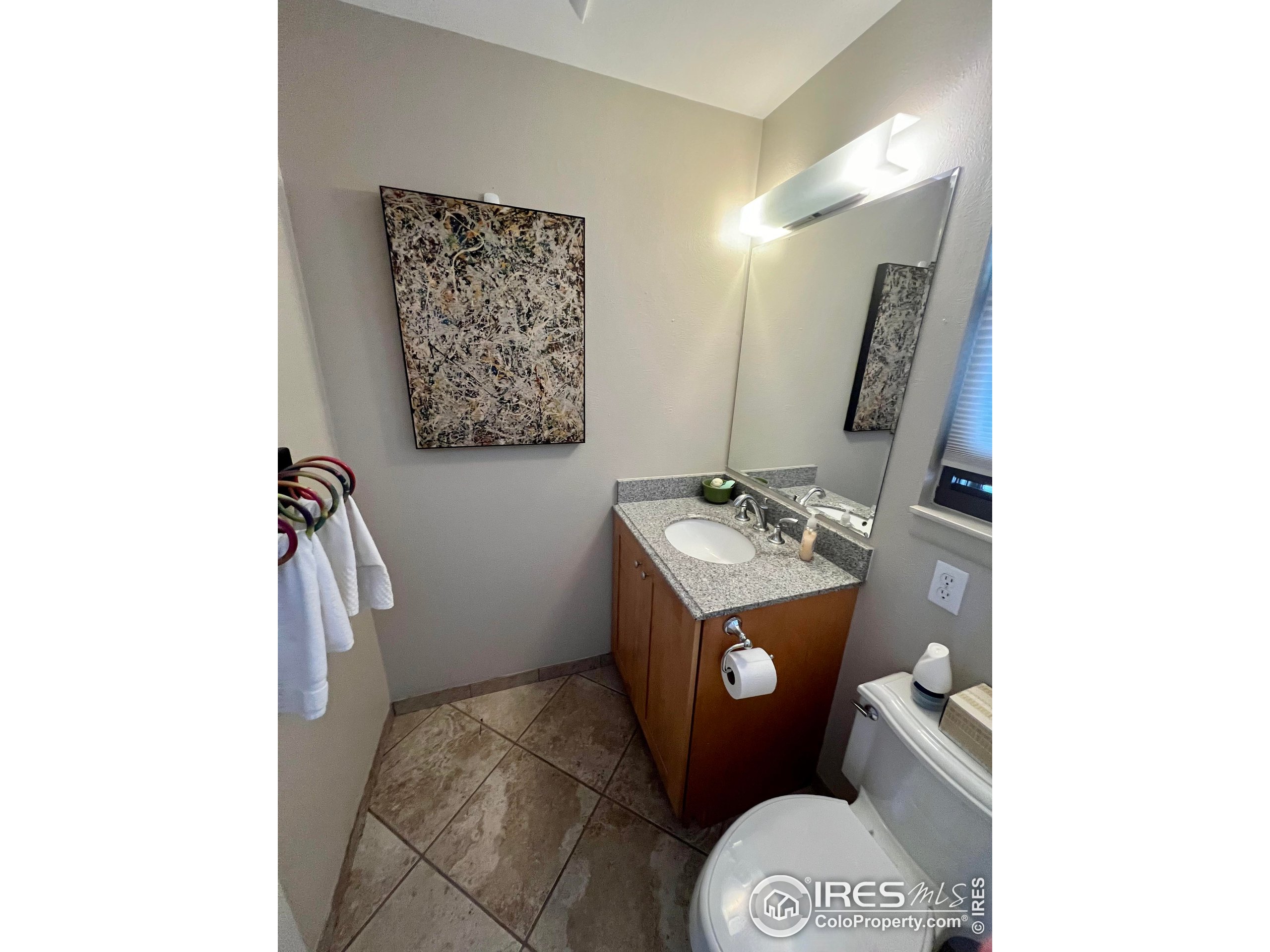 1624 Bradley Ct