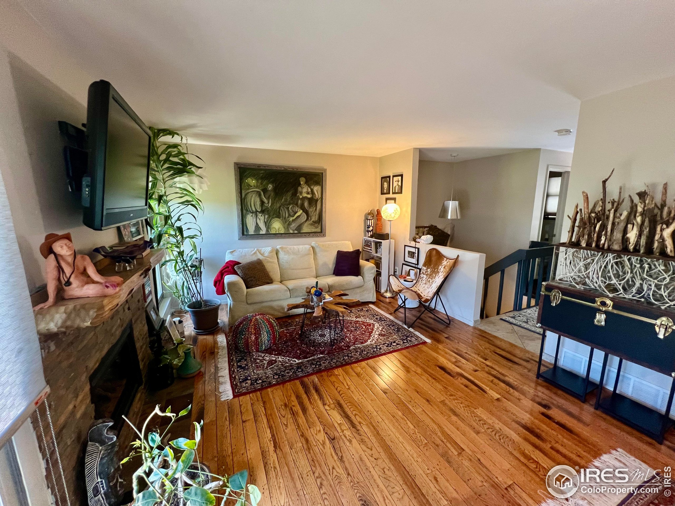 1624 Bradley Ct