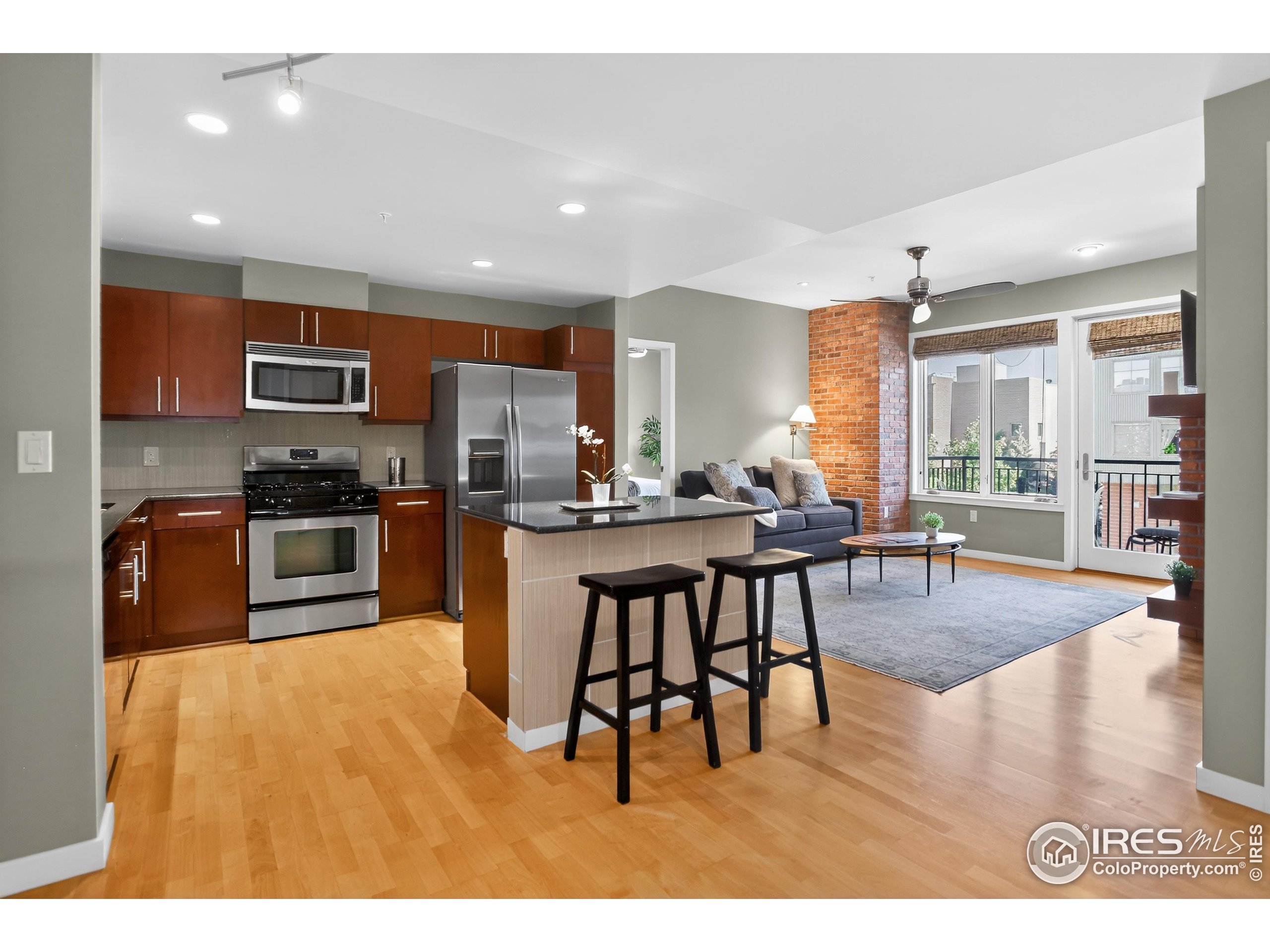 3601 Arapahoe Ave D-304