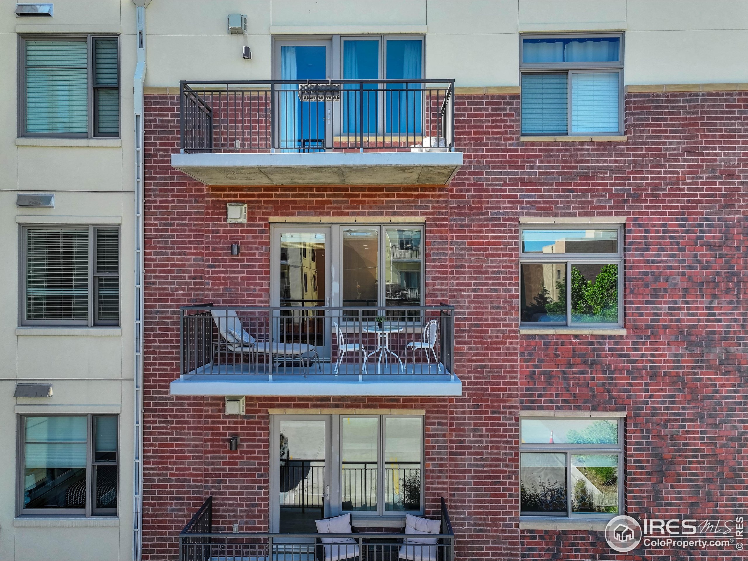 3601 Arapahoe Ave D-304