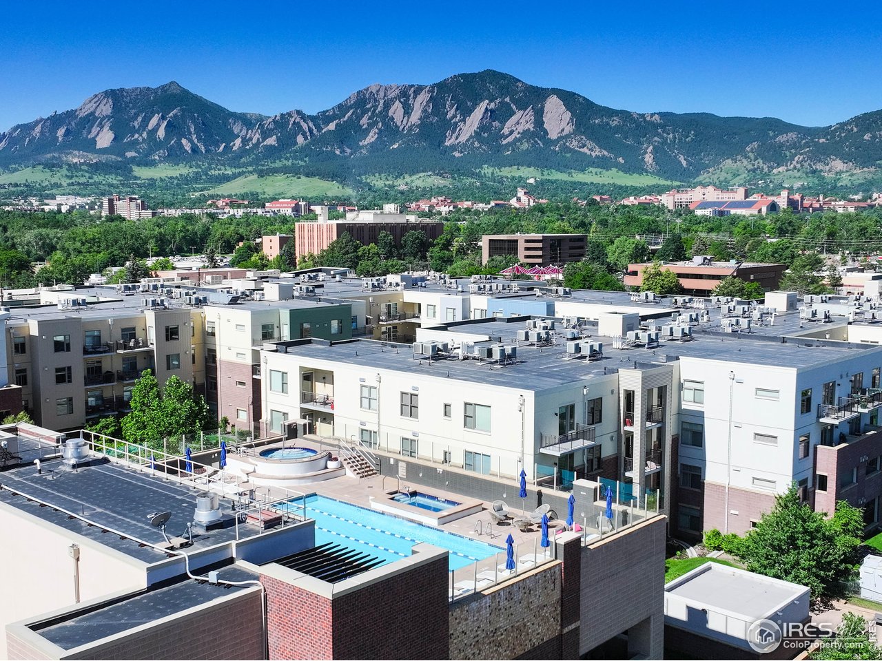 3601 Arapahoe Ave D-304