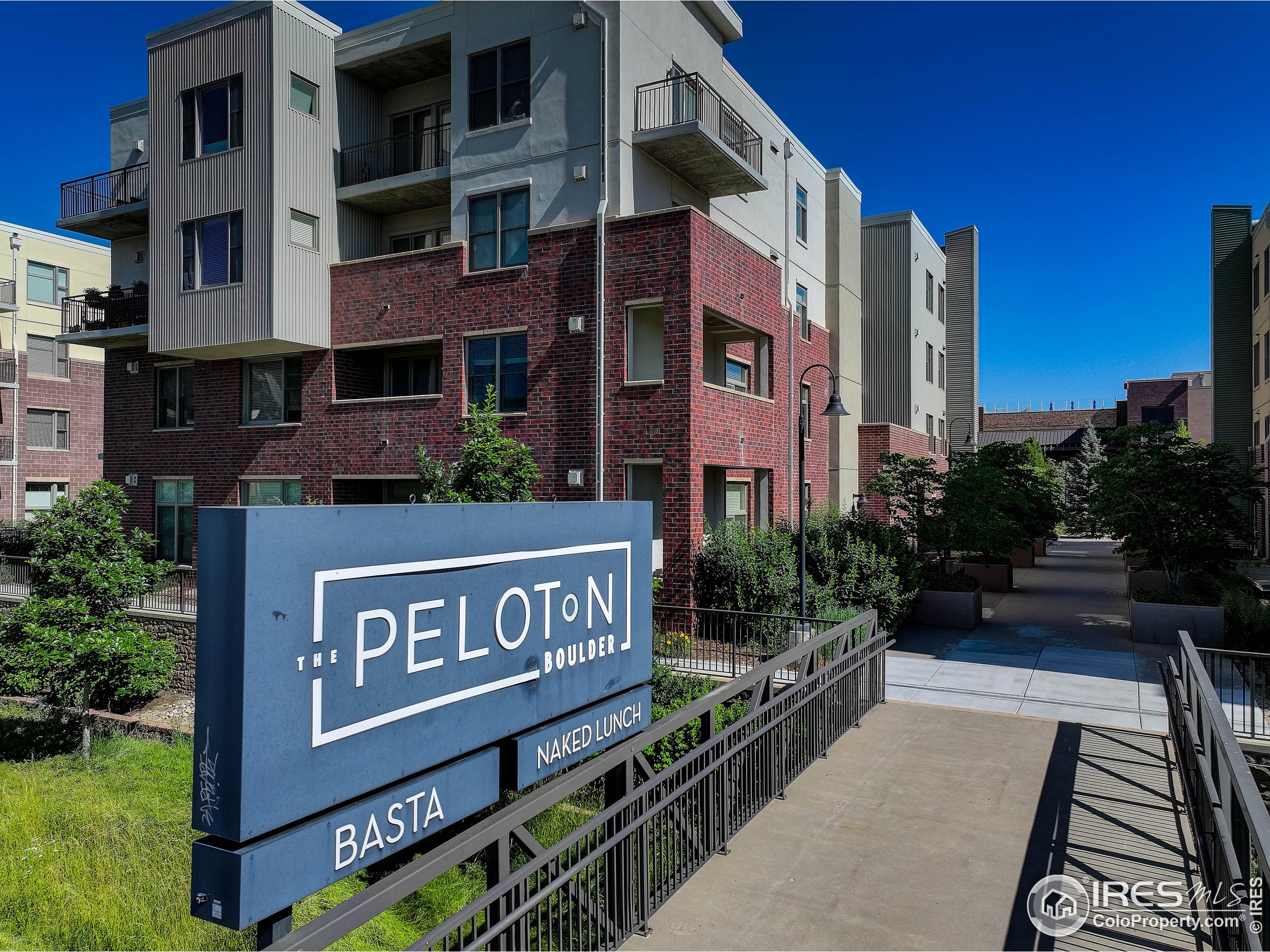 3601 Arapahoe Ave D-304