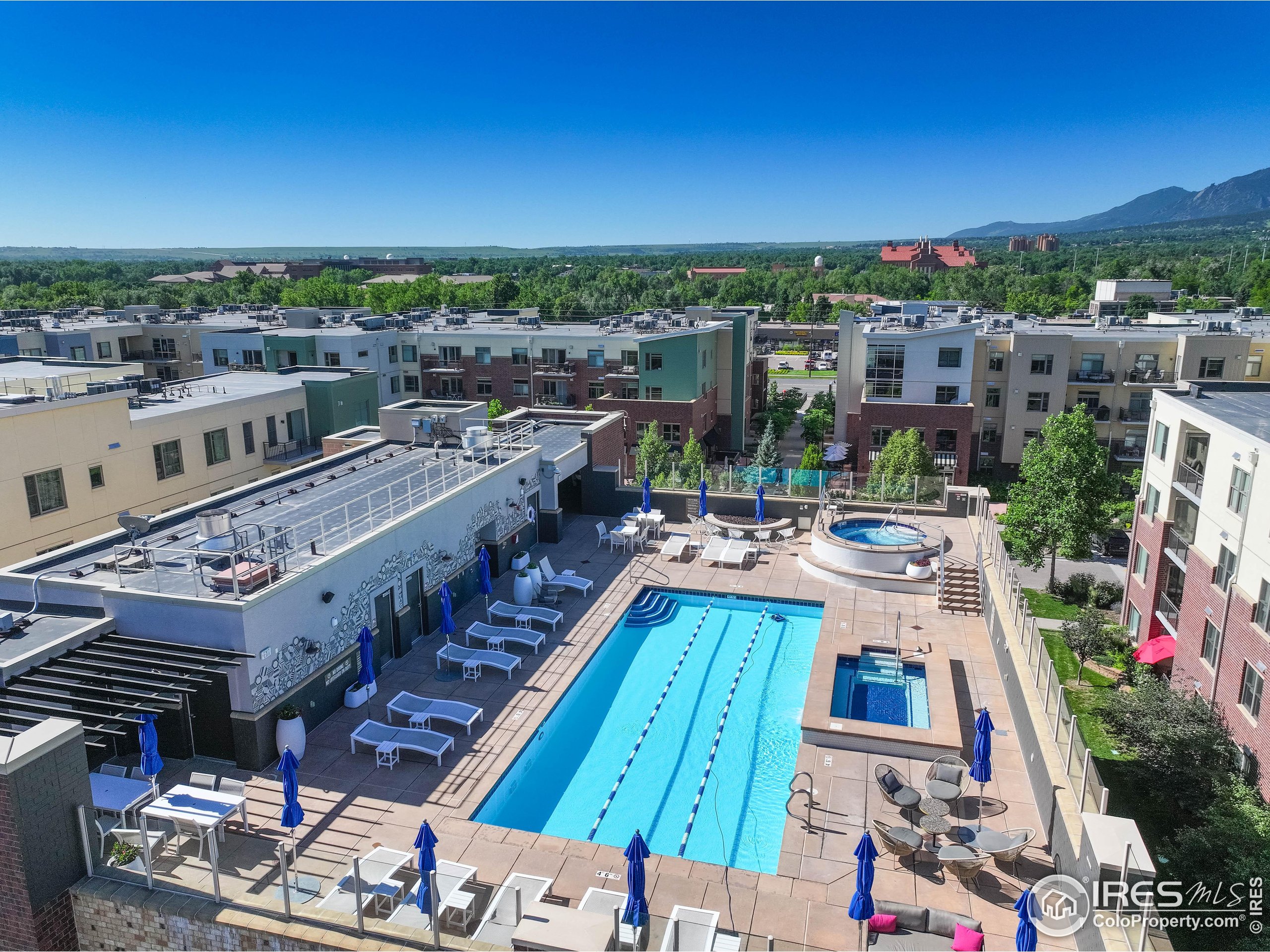 3601 Arapahoe Ave D-304