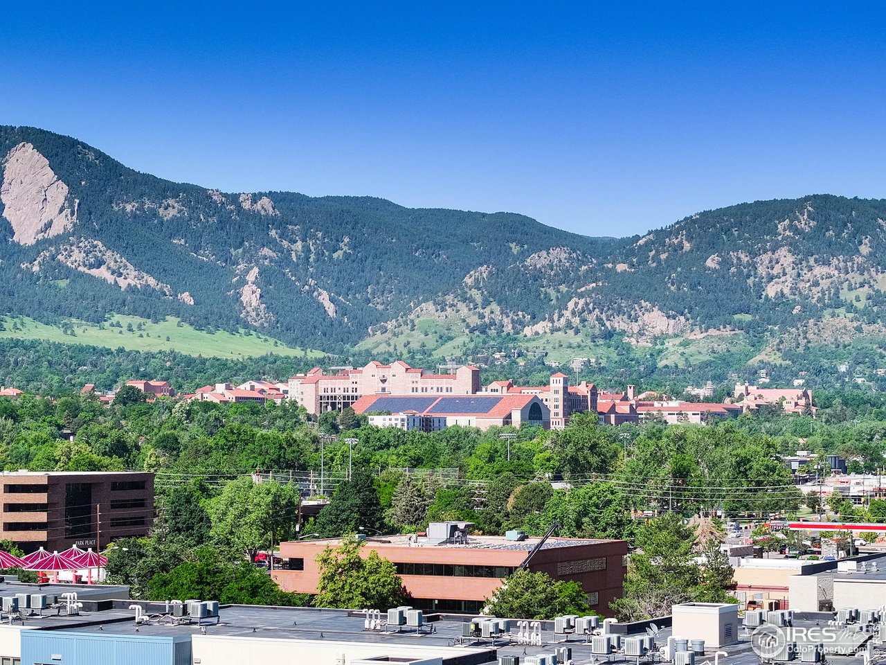 3601 Arapahoe Ave D-304