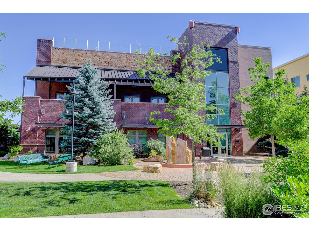 3601 Arapahoe Ave D-304