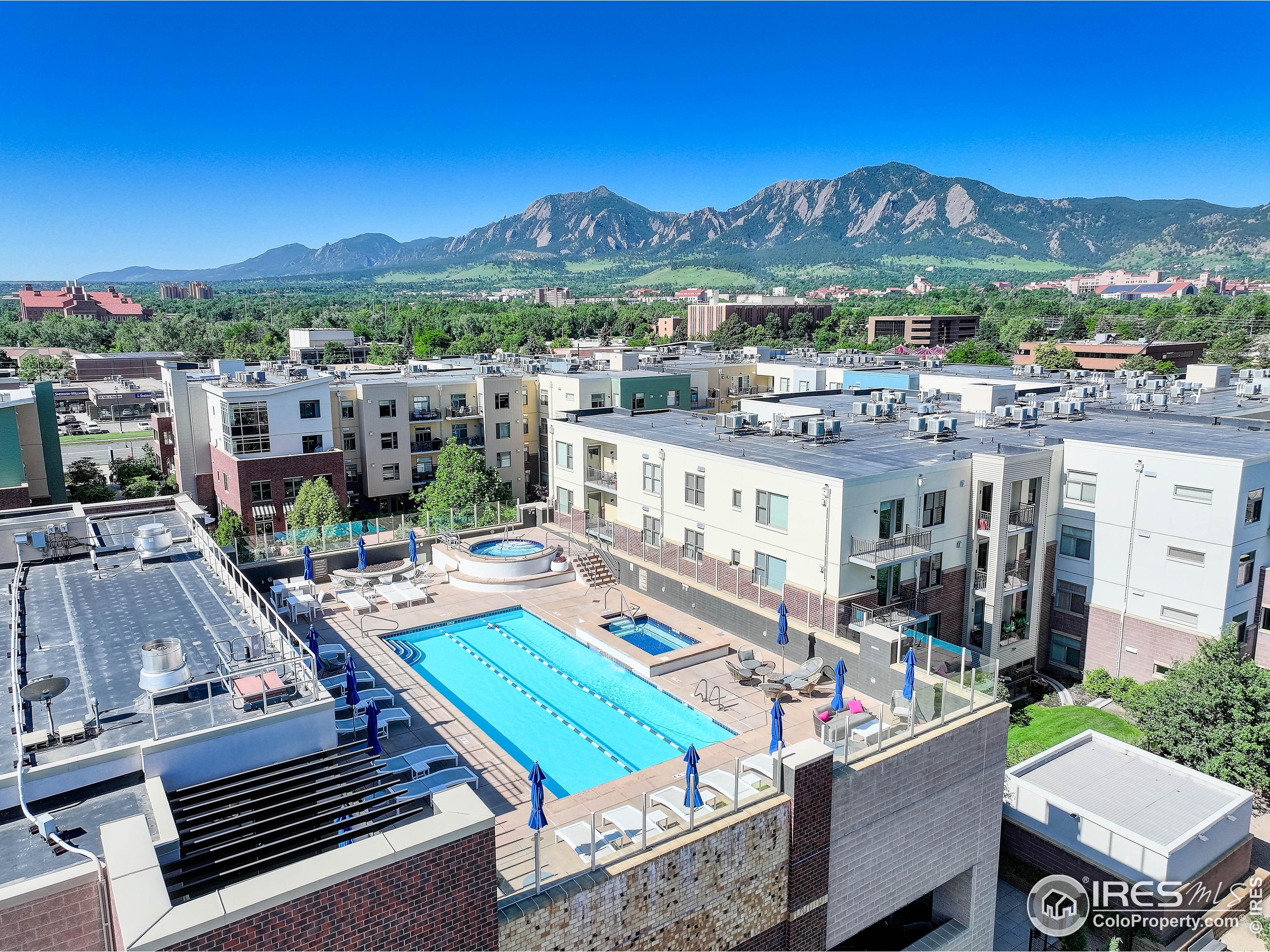 3601 Arapahoe Ave D-304