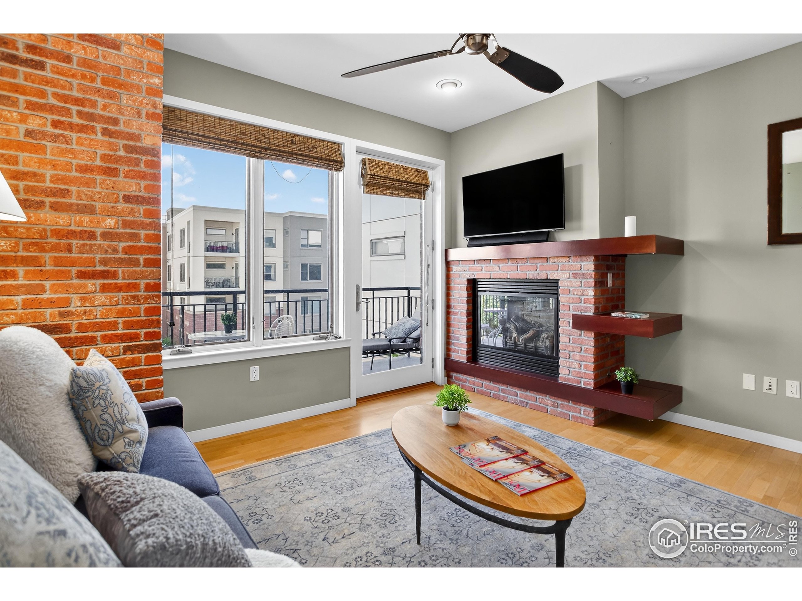 3601 Arapahoe Ave D-304