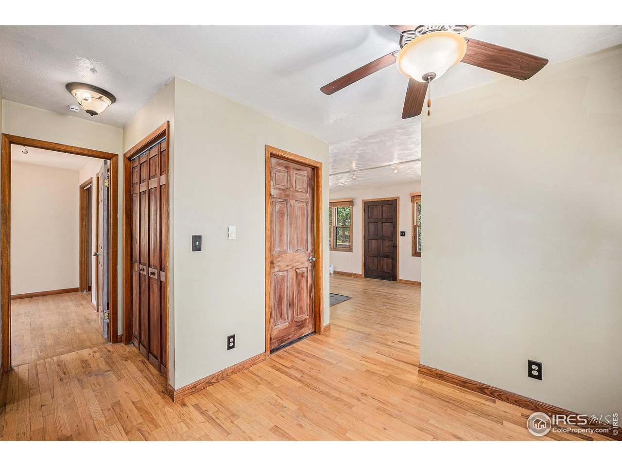 147 Saint Vrain Trl