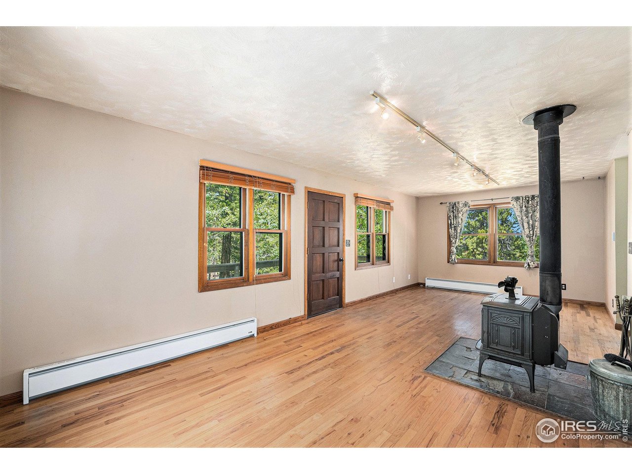 147 Saint Vrain Trl