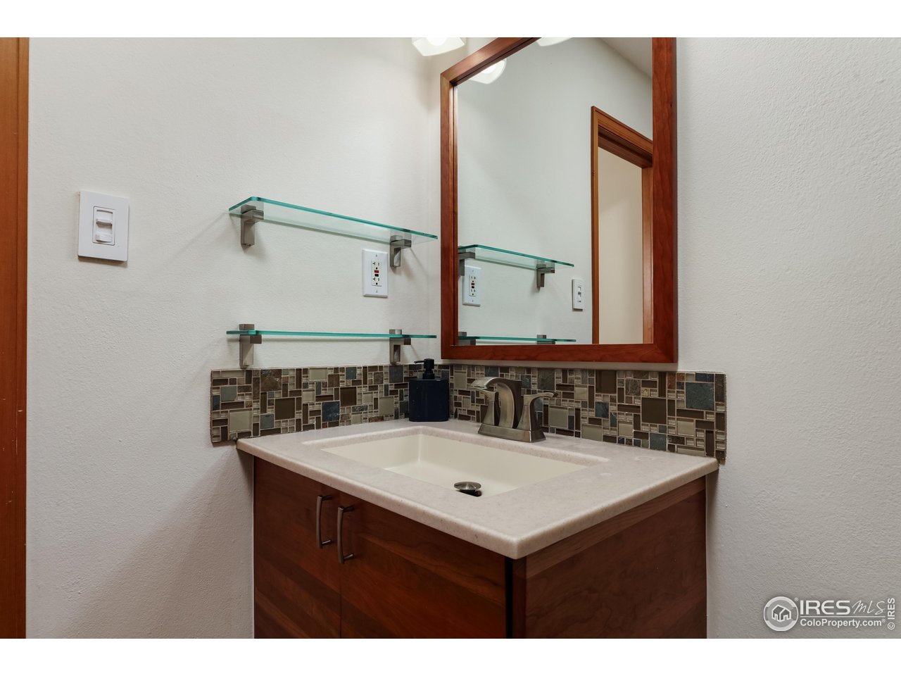 7459 Mount Meeker Rd