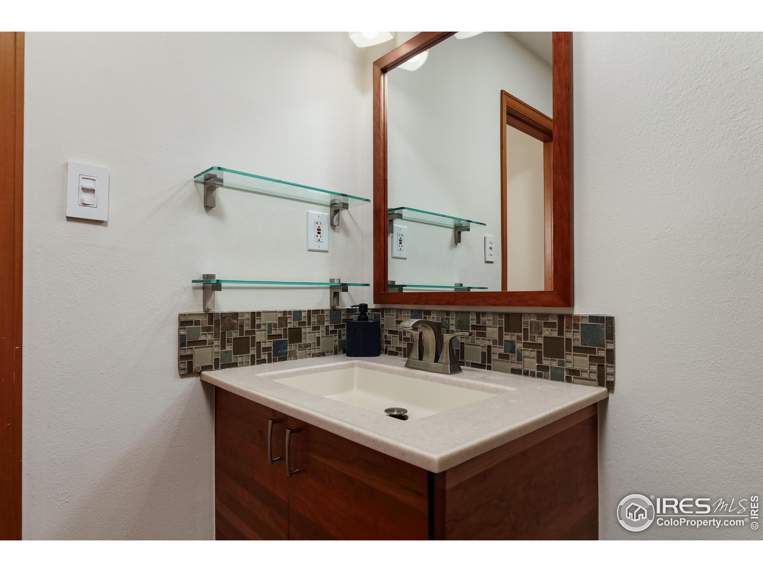 7459 Mount Meeker Rd