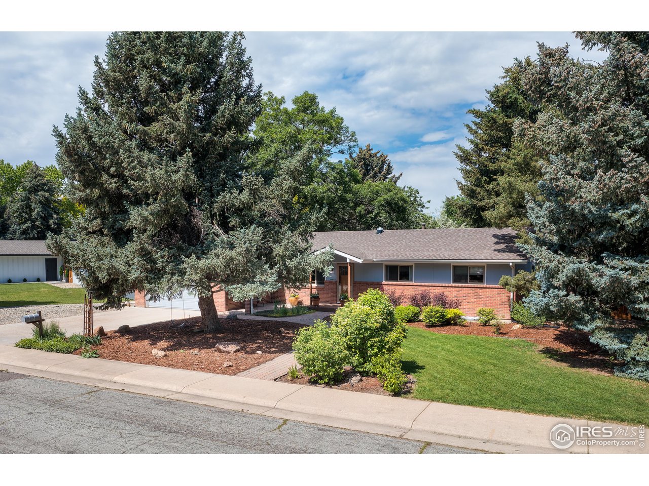 7459 Mount Meeker Rd