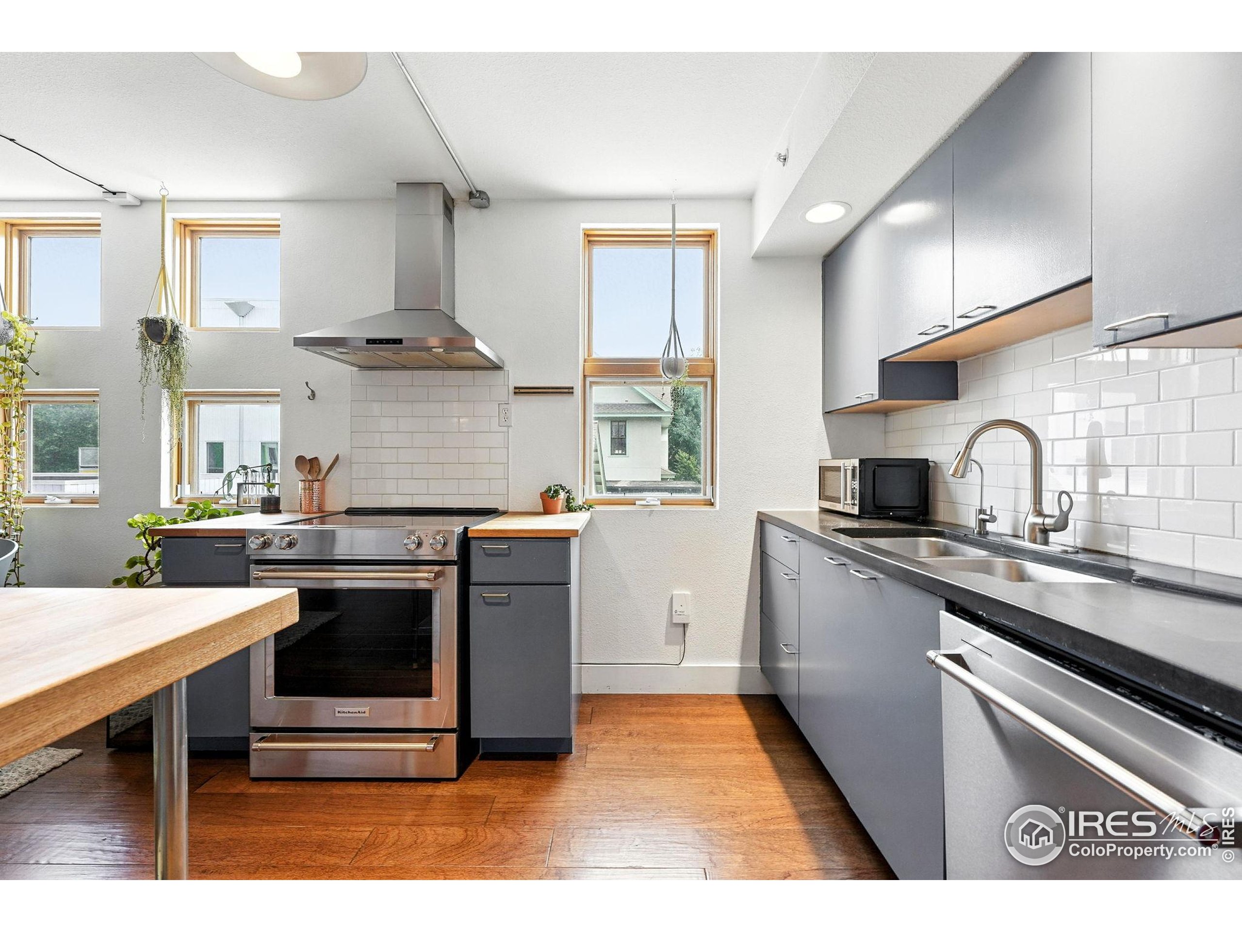 801 Confidence Dr 15