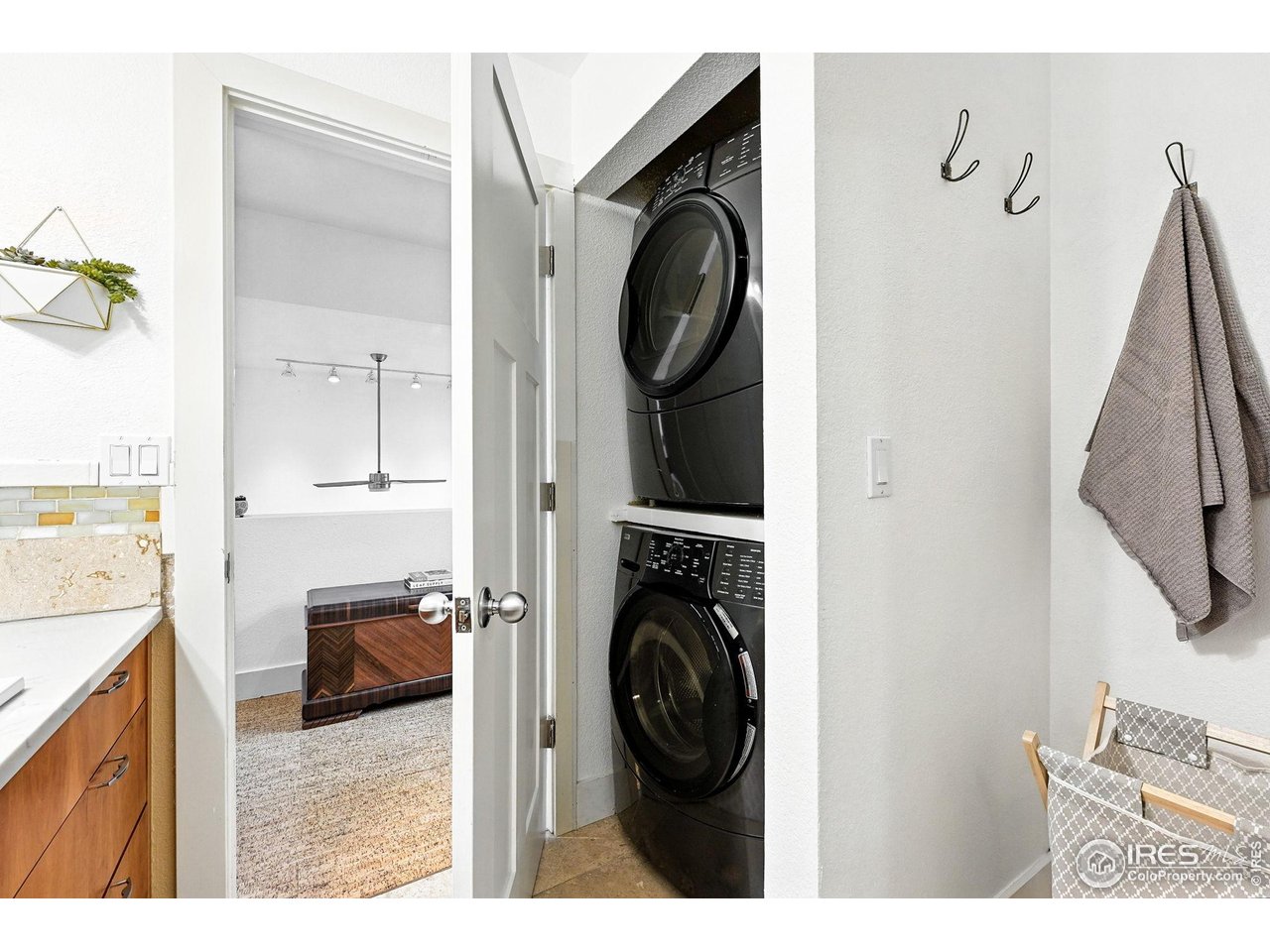 801 Confidence Dr 15